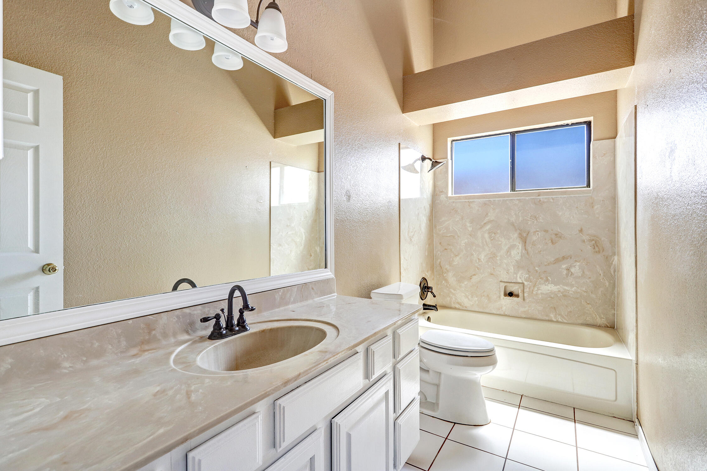 Photo 8 — 5305 Tamariz Drive NW