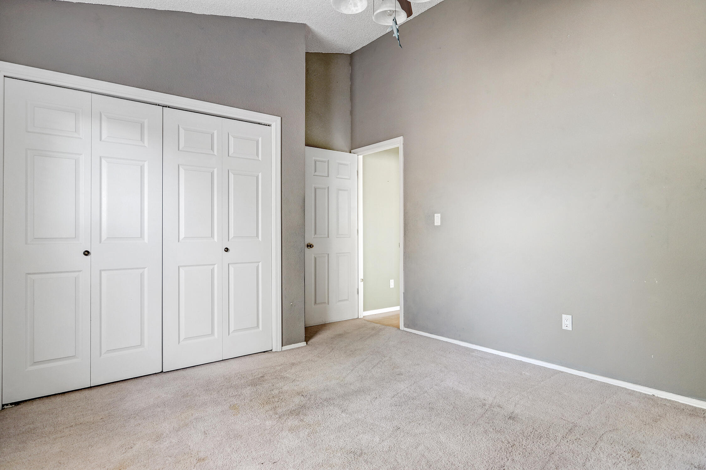 Photo 6 — 5305 Tamariz Drive NW