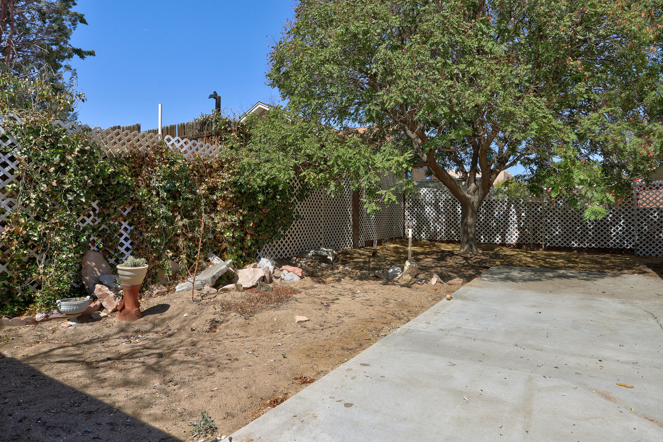 Photo 4 — 5305 Tamariz Drive NW