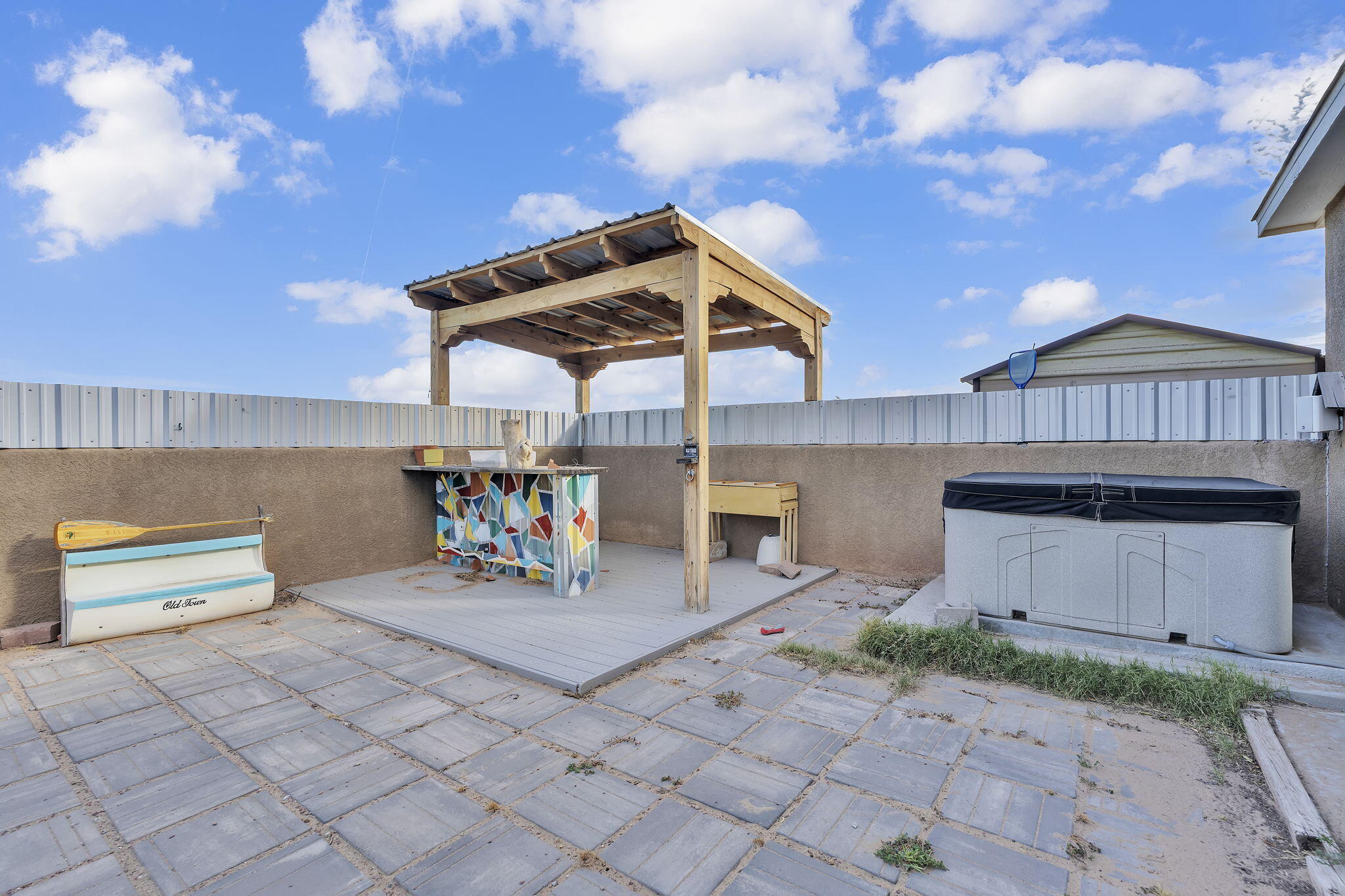 Photo 8 — 1531 Acapulco Road NE