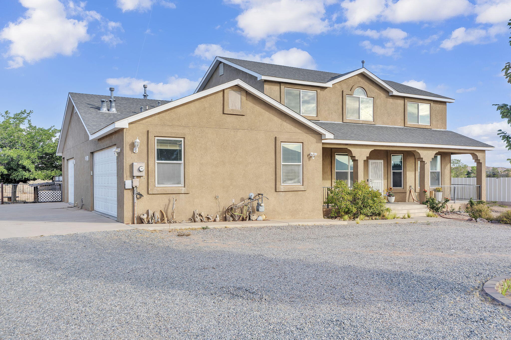 Photo 3 — 1531 Acapulco Road NE
