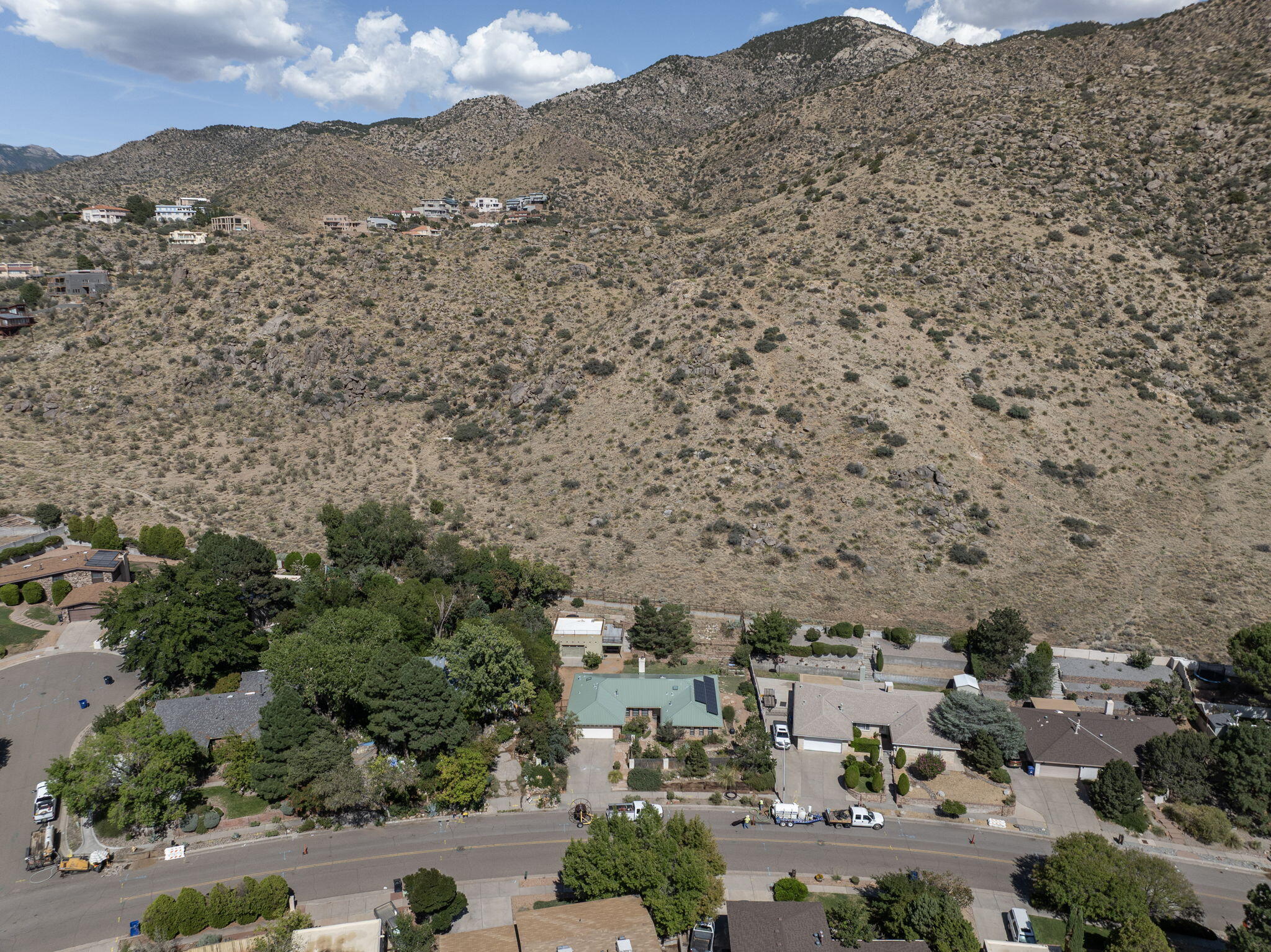 Photo 13 — 3904 Camino De La Sierra NE