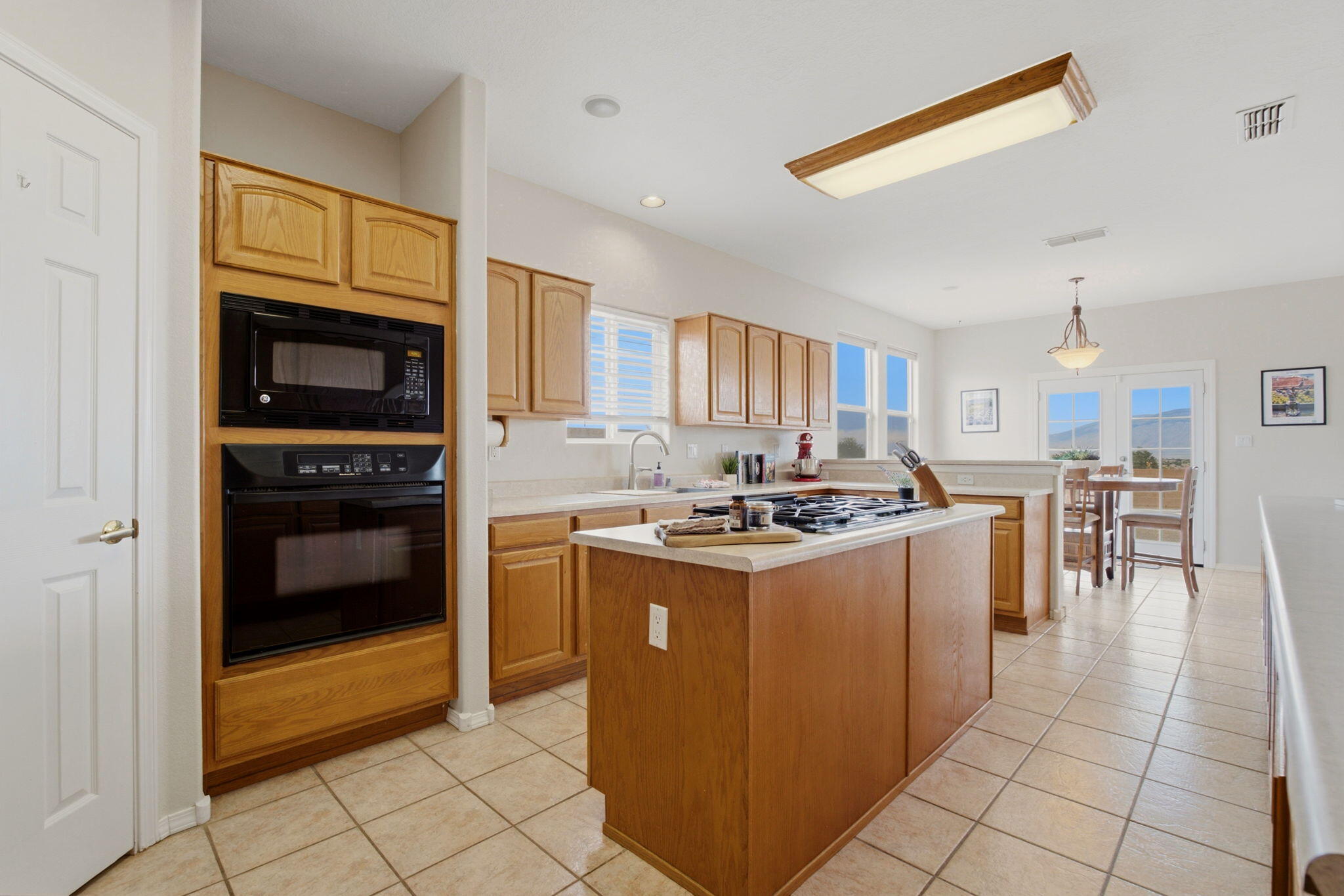 Photo 3 — 1584 14th Street SE