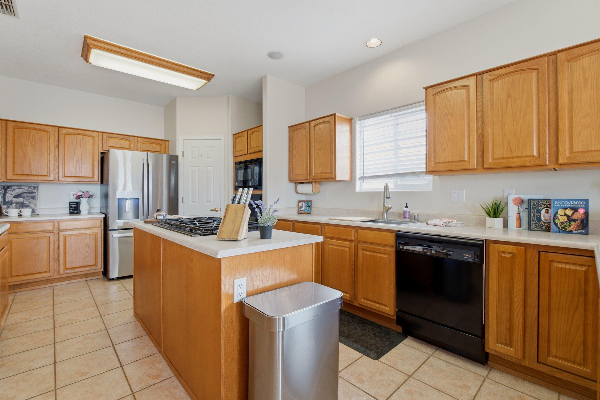 Photo 4 — 1584 14th Street SE