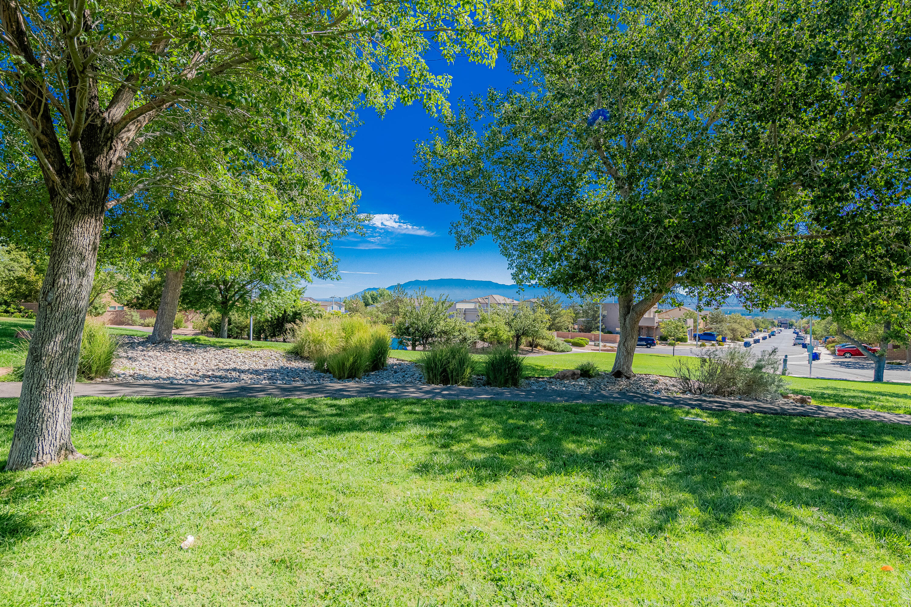 Photo 9 — 10615 Covert Lane SW