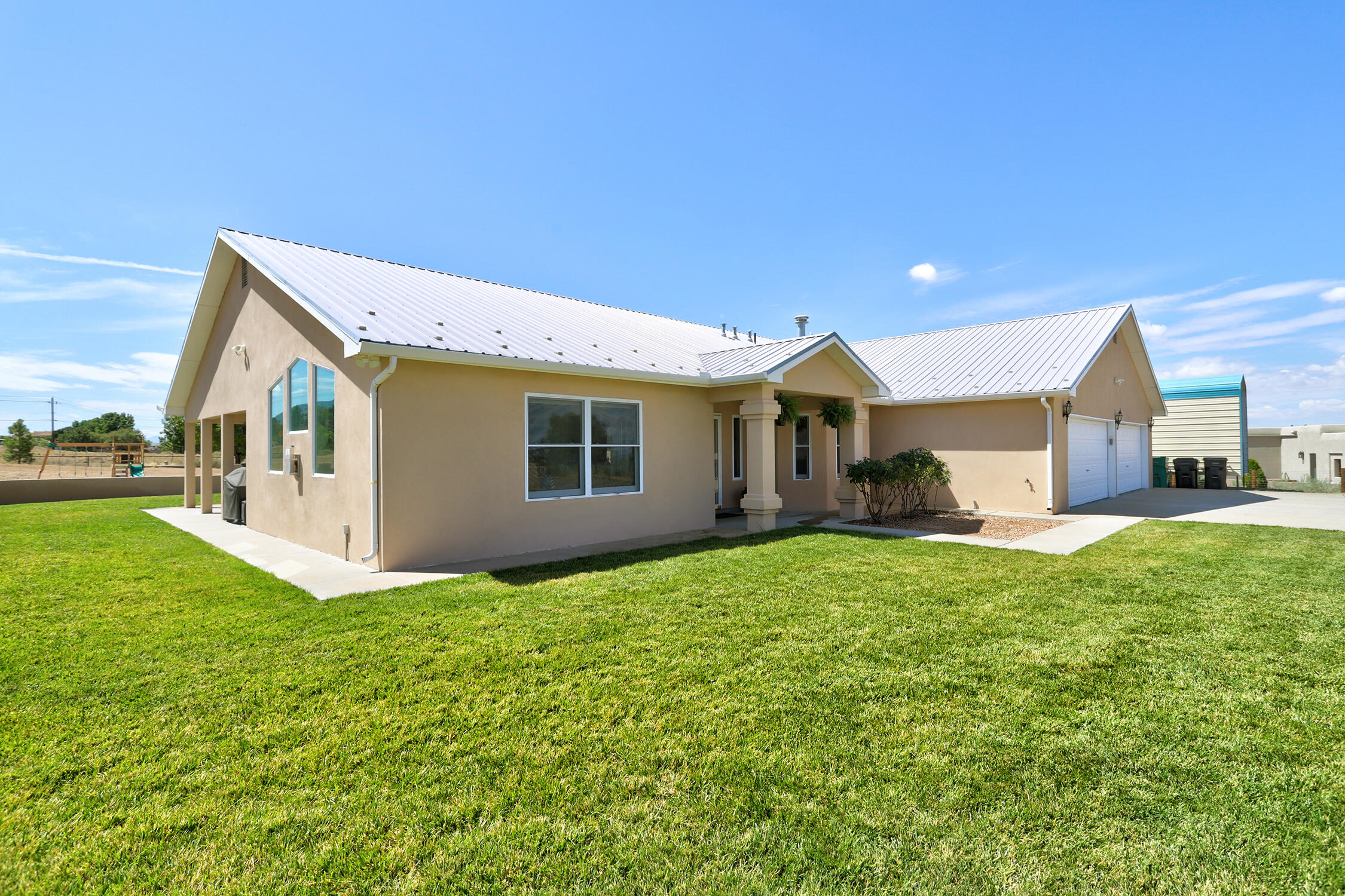 Photo 12 — 9510 Signal Avenue NE