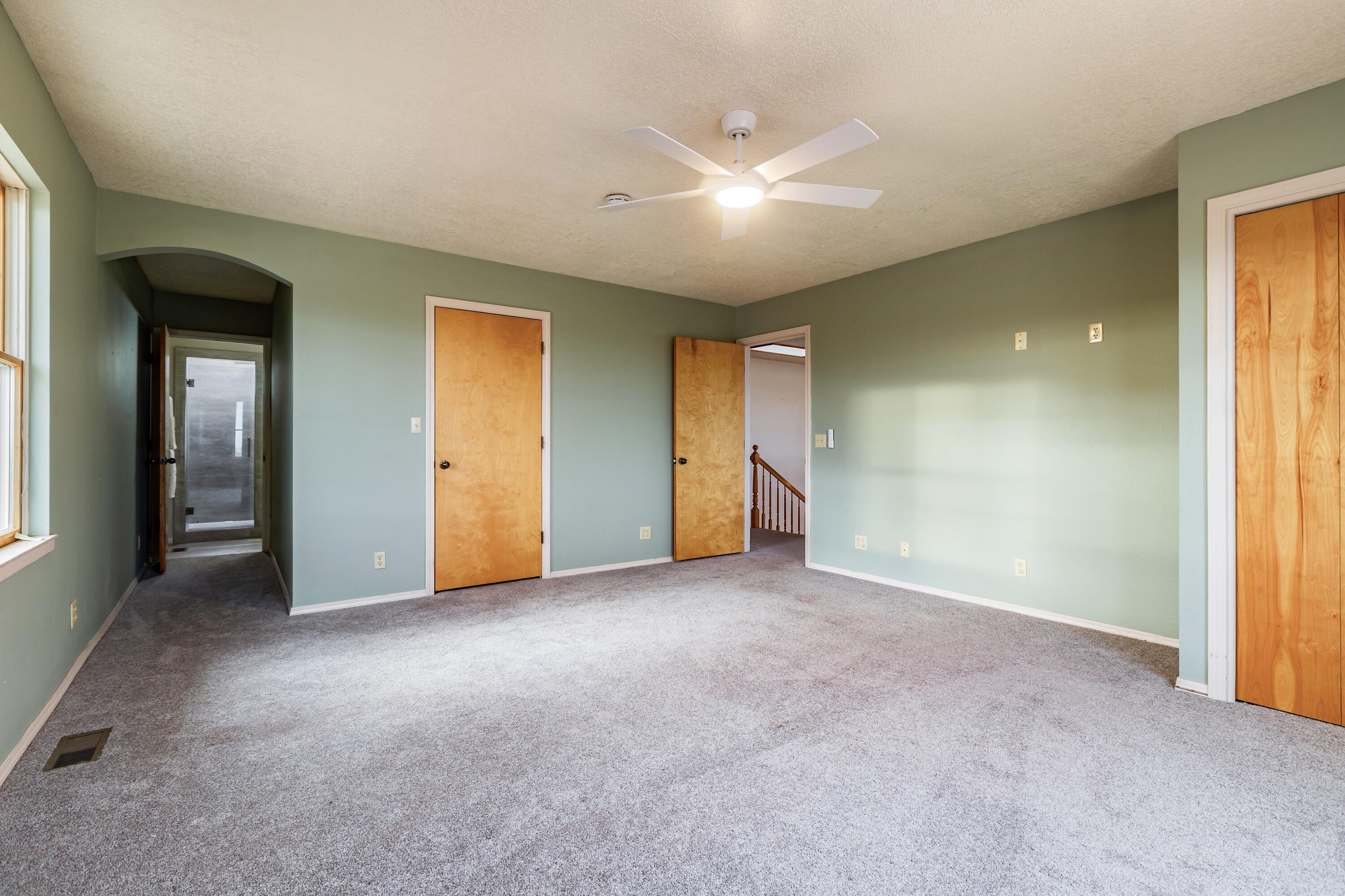 Photo 3 — 3104 14th Avenue SE