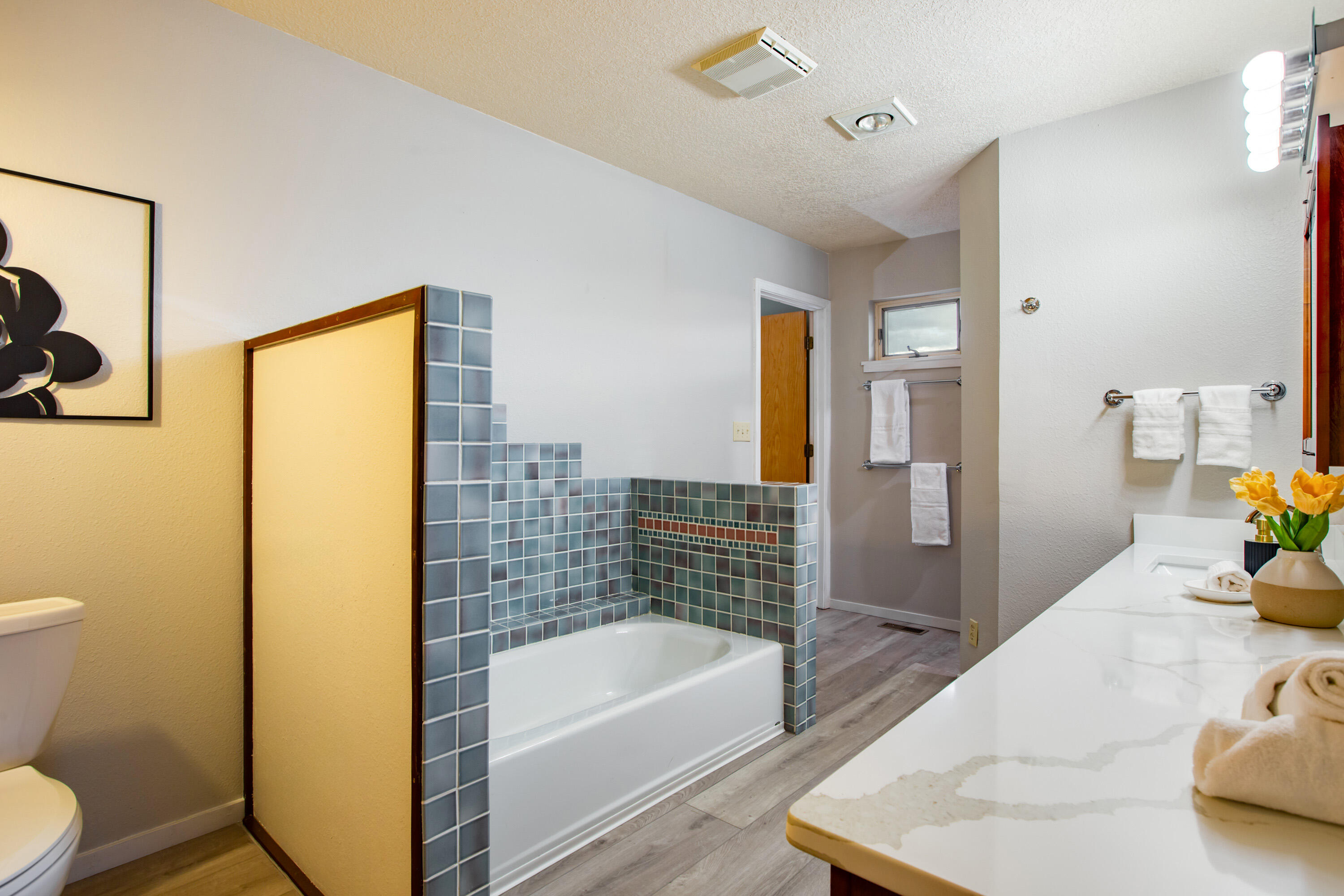 Photo 5 — 3104 14th Avenue SE