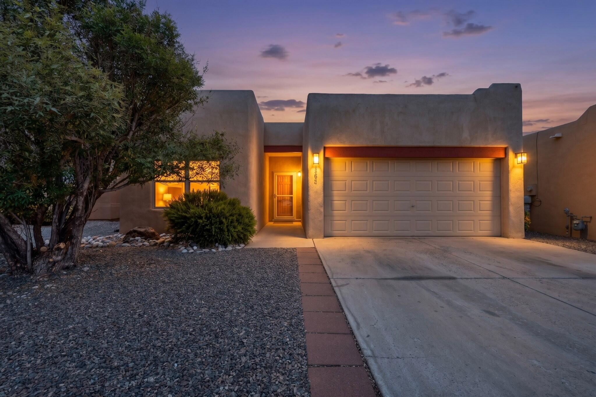 968 Villarrica Street NW, Albuquerque, NM 87120