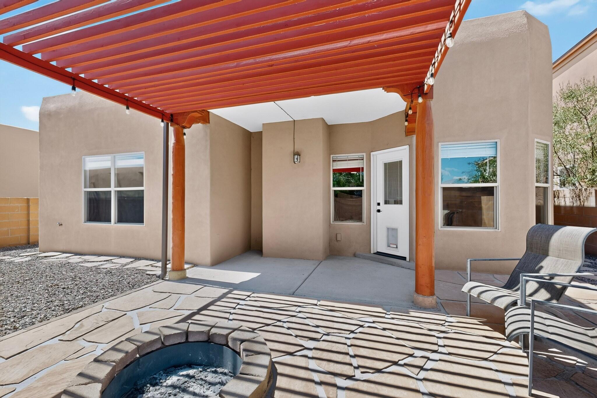 Photo 19 — 968 Villarrica Street NW