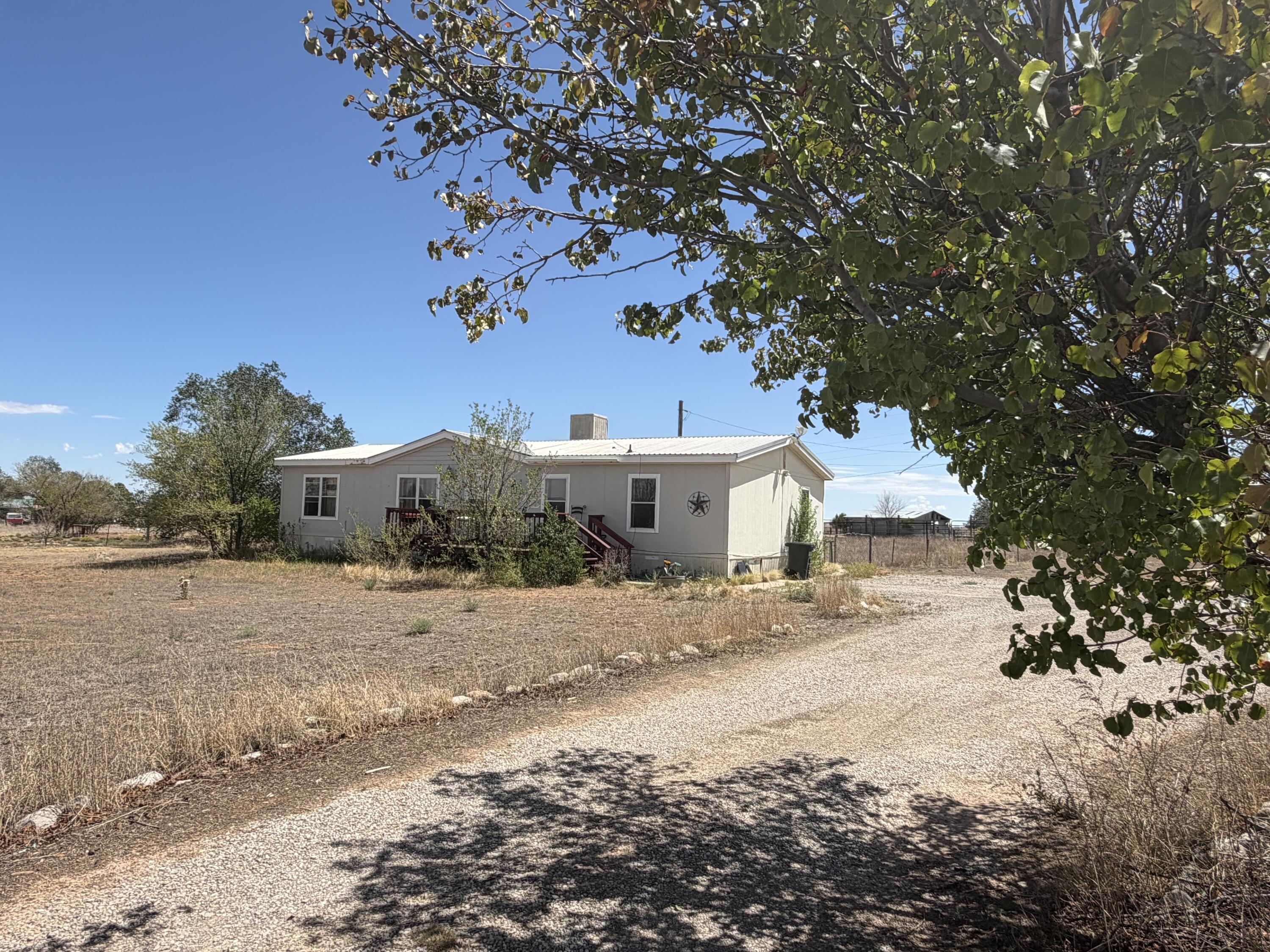10 Thunderchief Lane, Edgewood, NM 87015