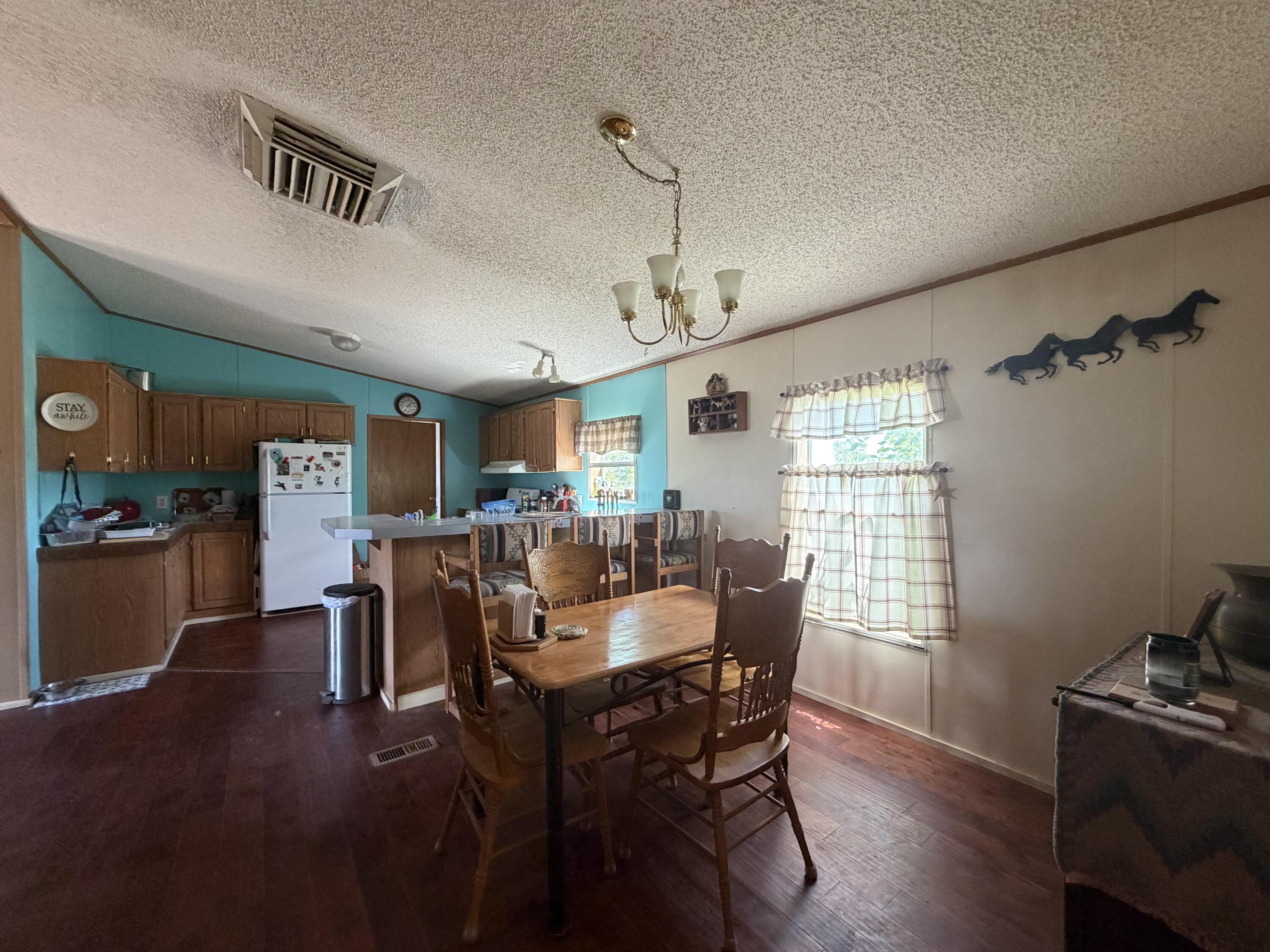 Photo 2 — 10 Thunderchief Lane
