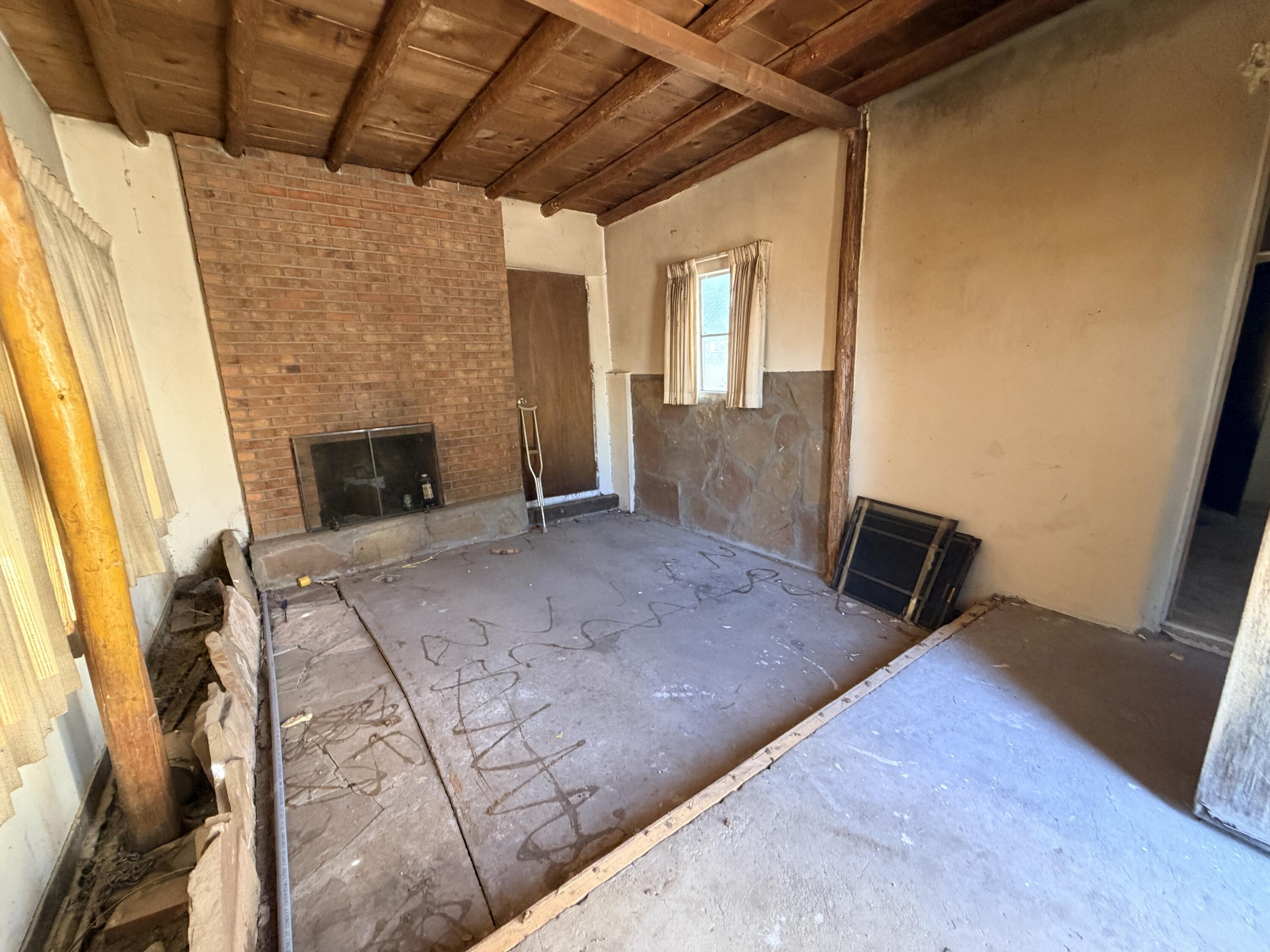 Photo 7 — 1112 Landon Drive SW