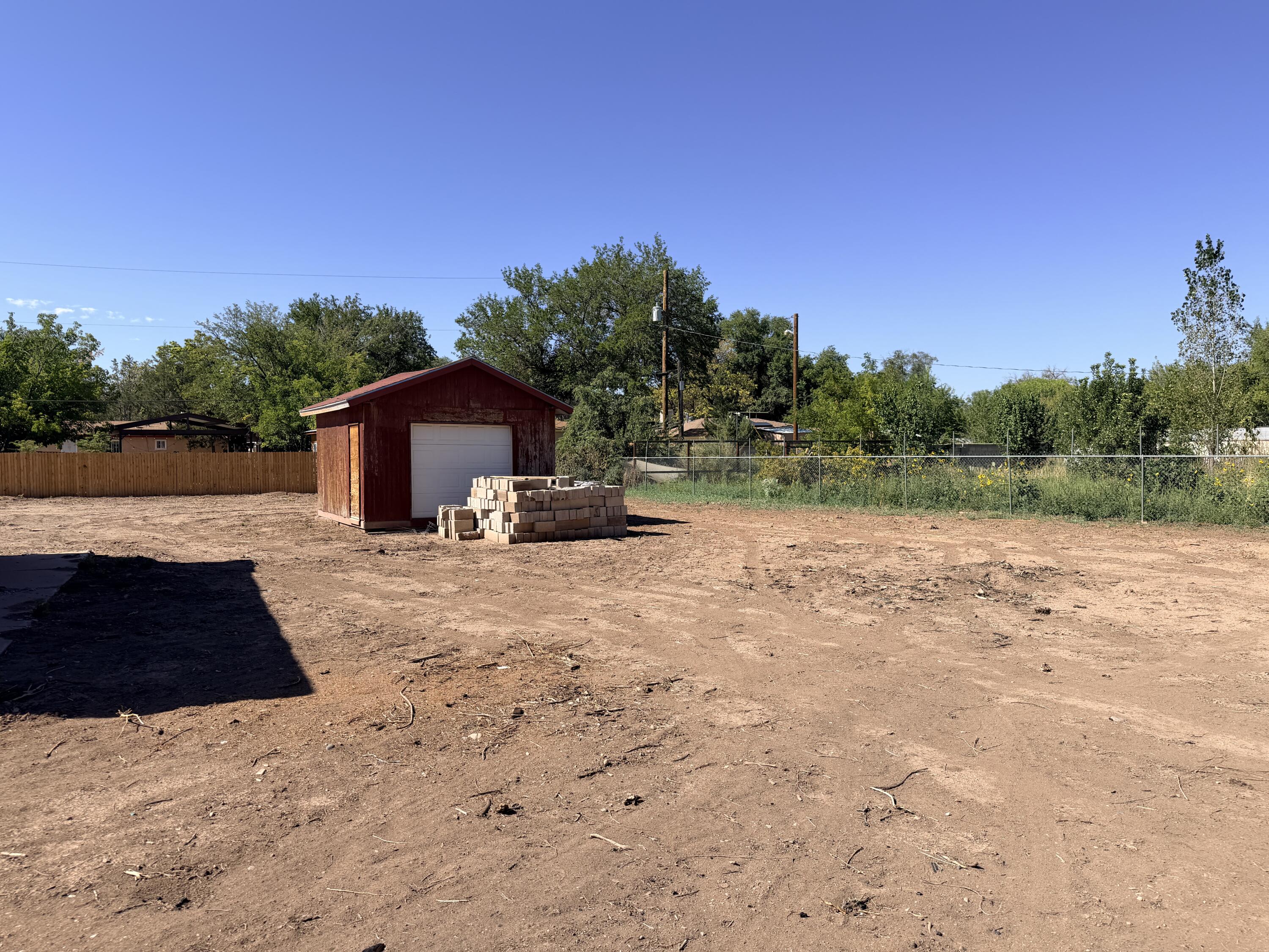 Photo 12 — 1112 Landon Drive SW