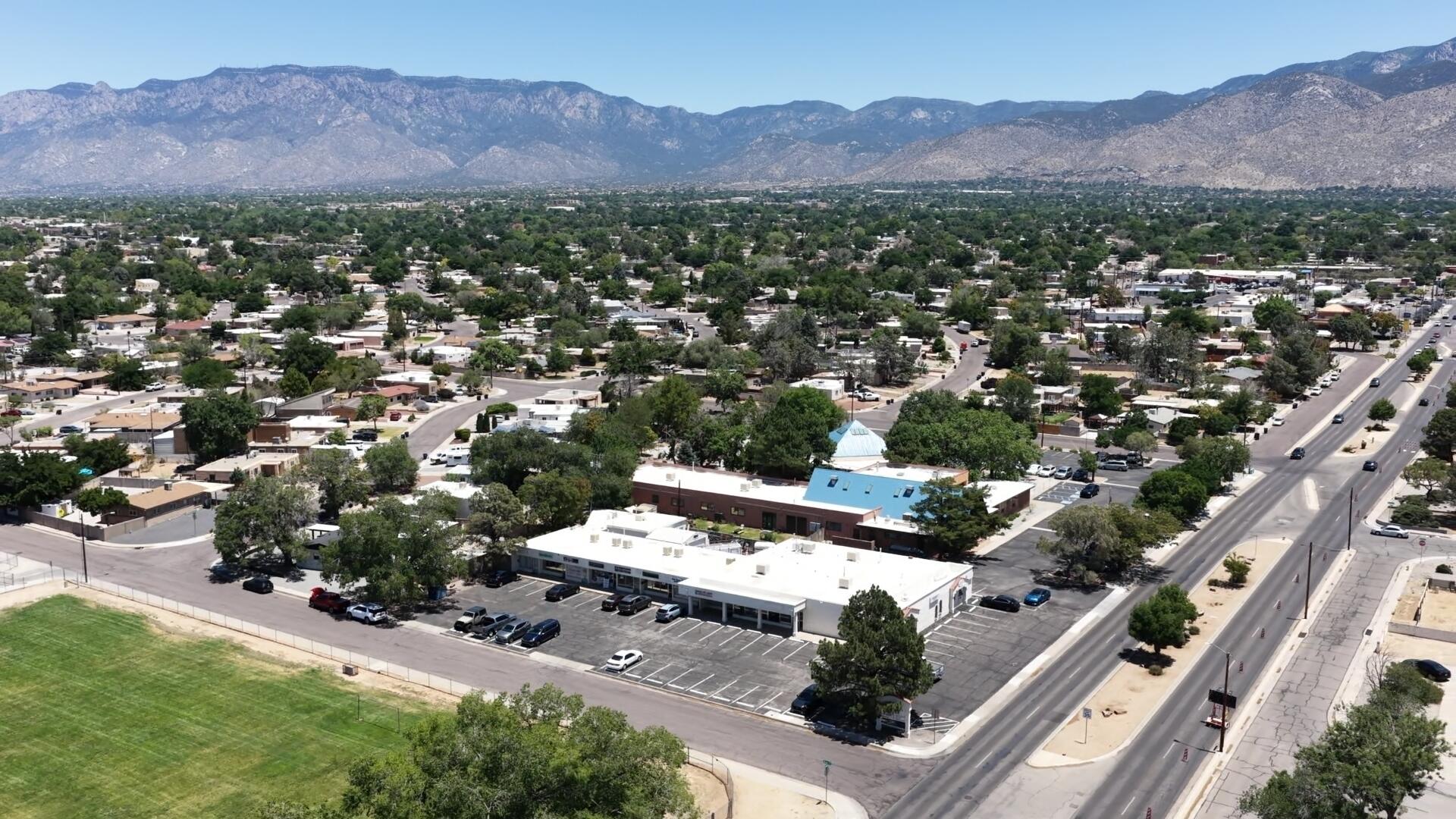 Photo 3 — 9301 Candelaria Road NE