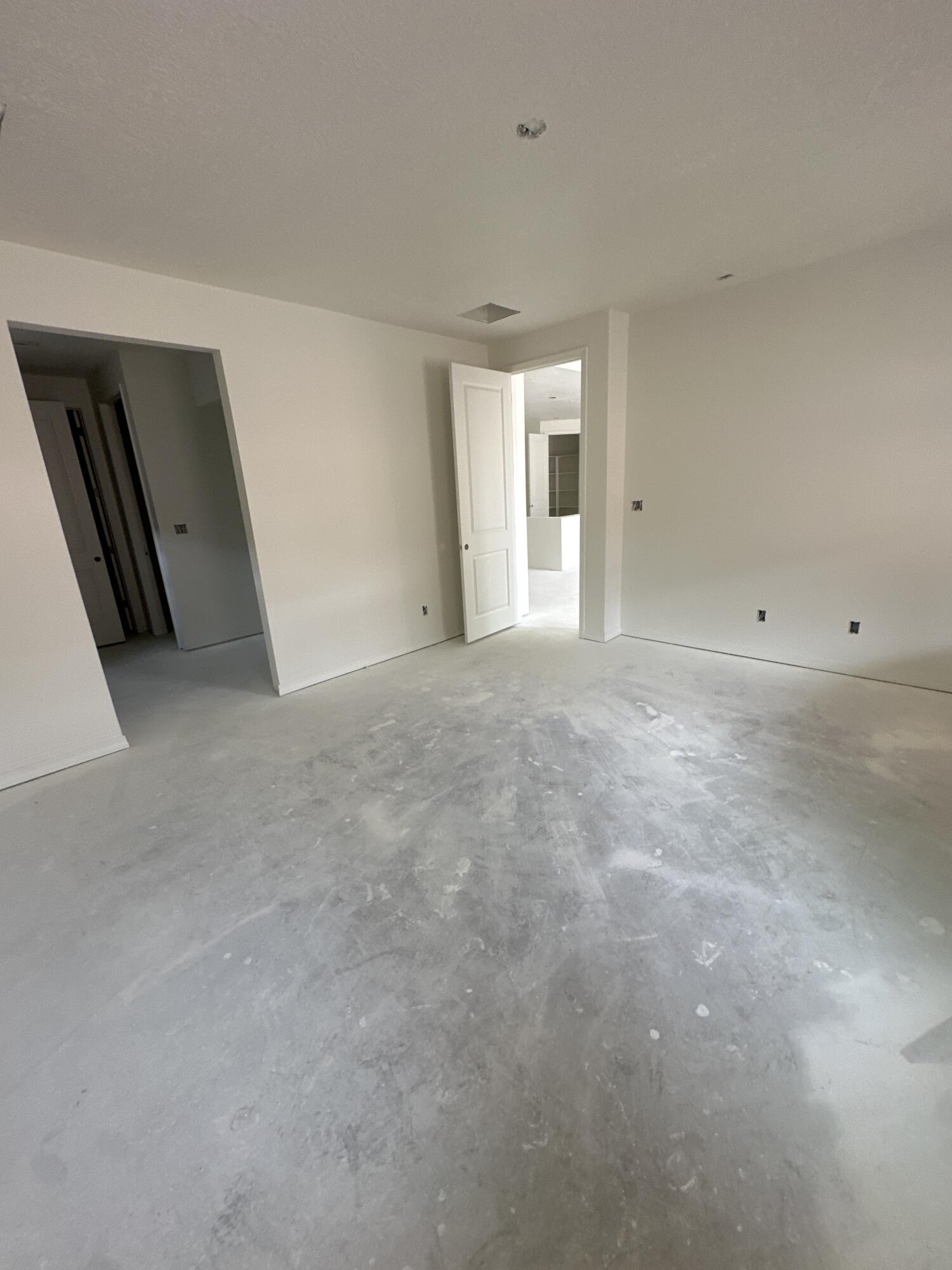 Photo 7 — 1637 Valle De Colores Street NW