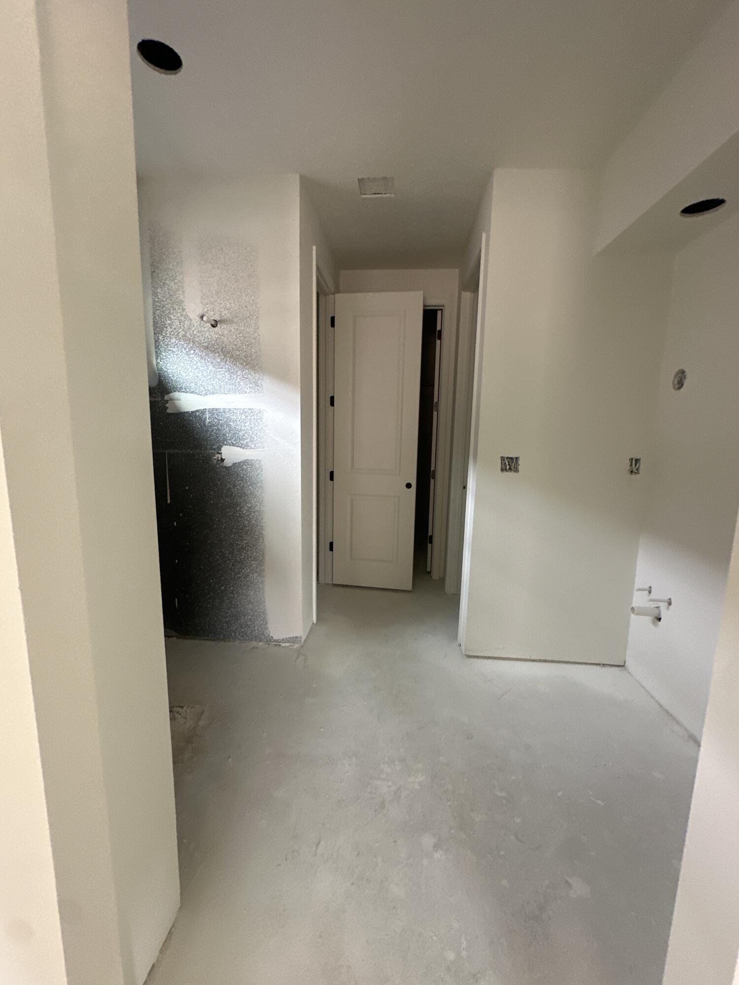 Photo 8 — 1637 Valle De Colores Street NW