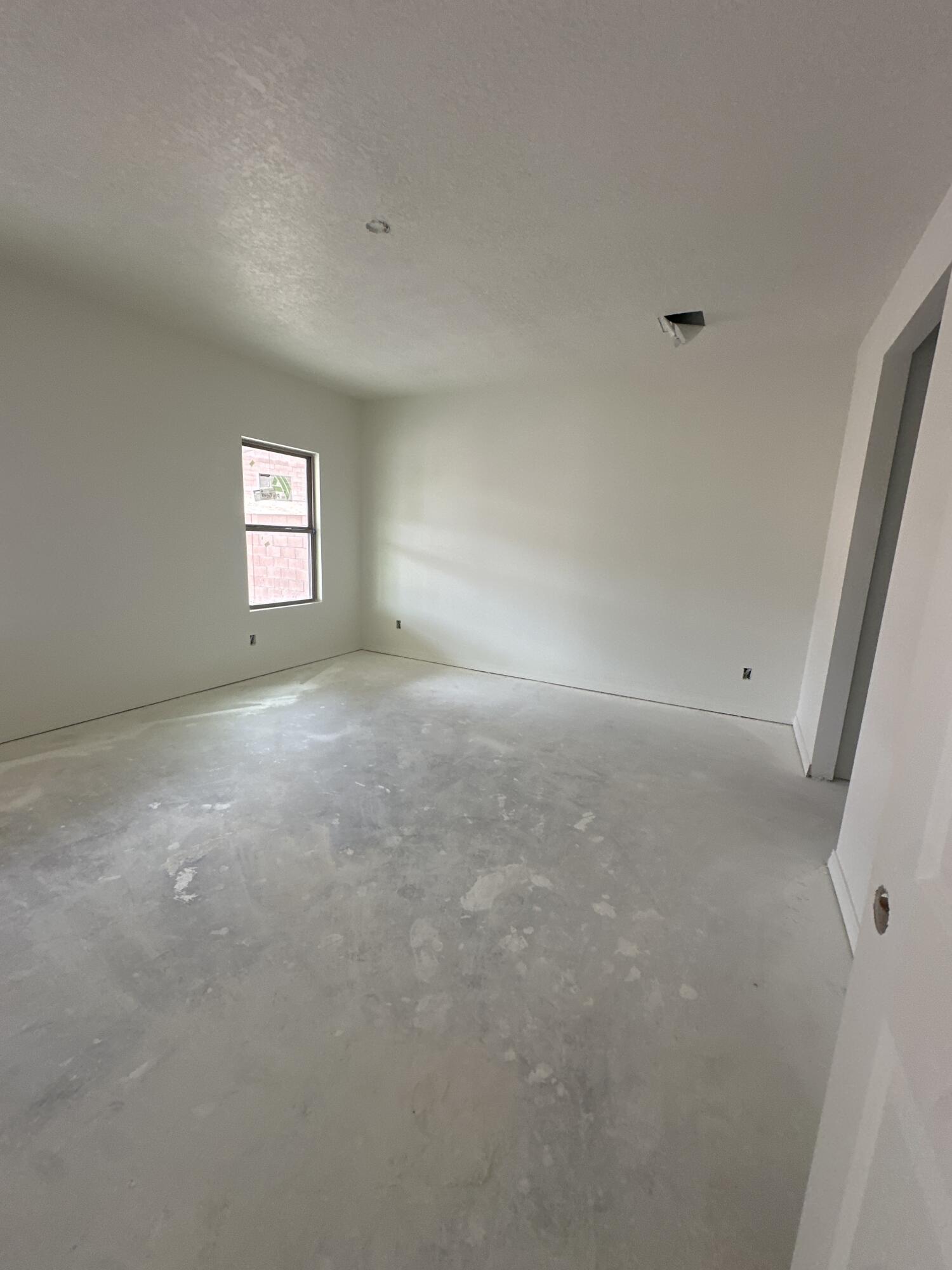 Photo 6 — 1637 Valle De Colores Street NW