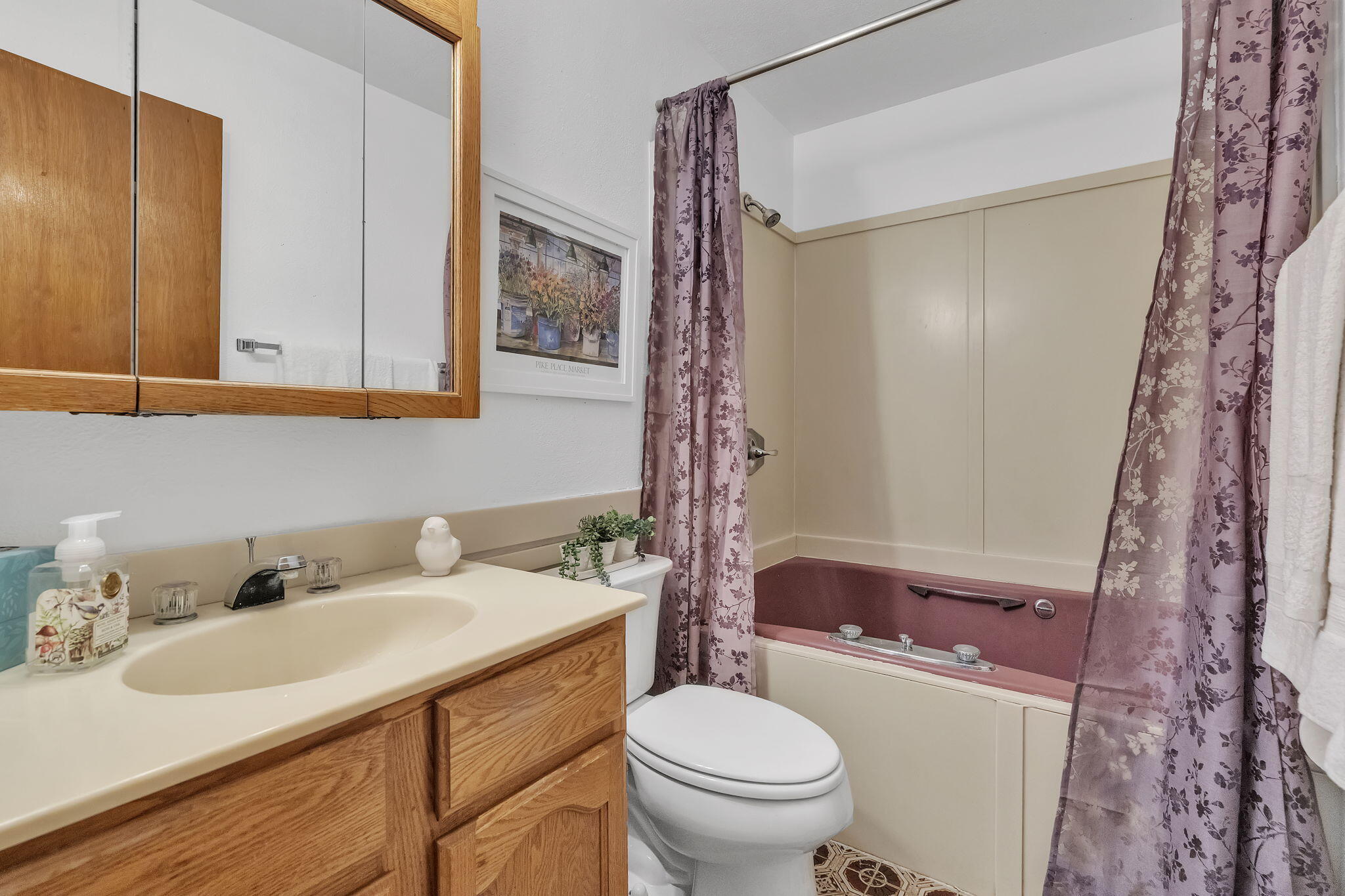 Photo 12 — 705 Dallas Street NE