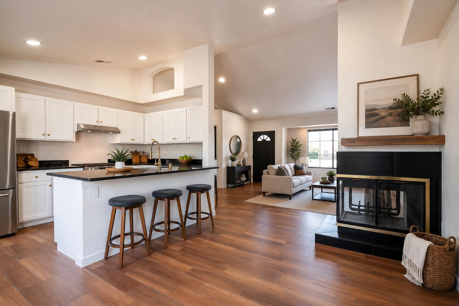 9501 Sunspot Road SW, Albuquerque, NM 87121