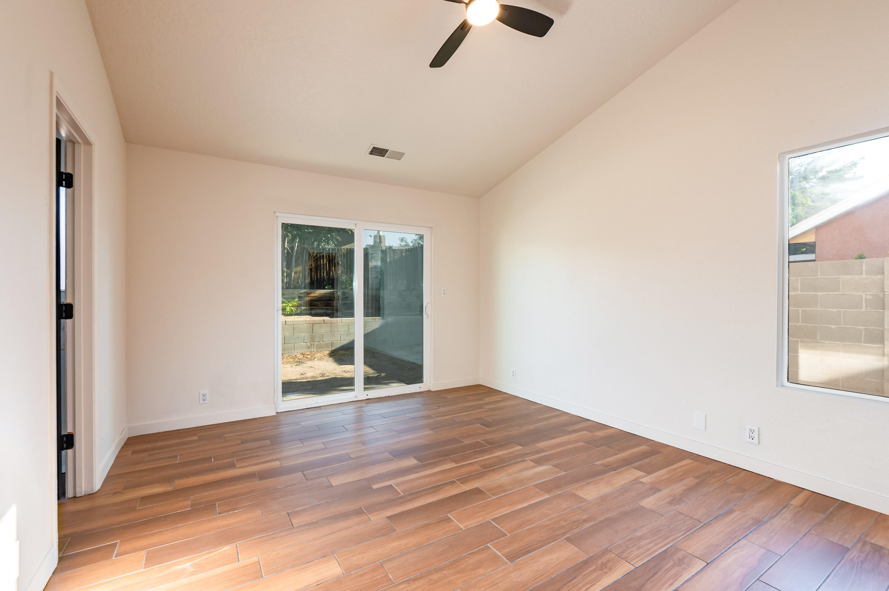 Photo 11 — 9501 Sunspot Road SW