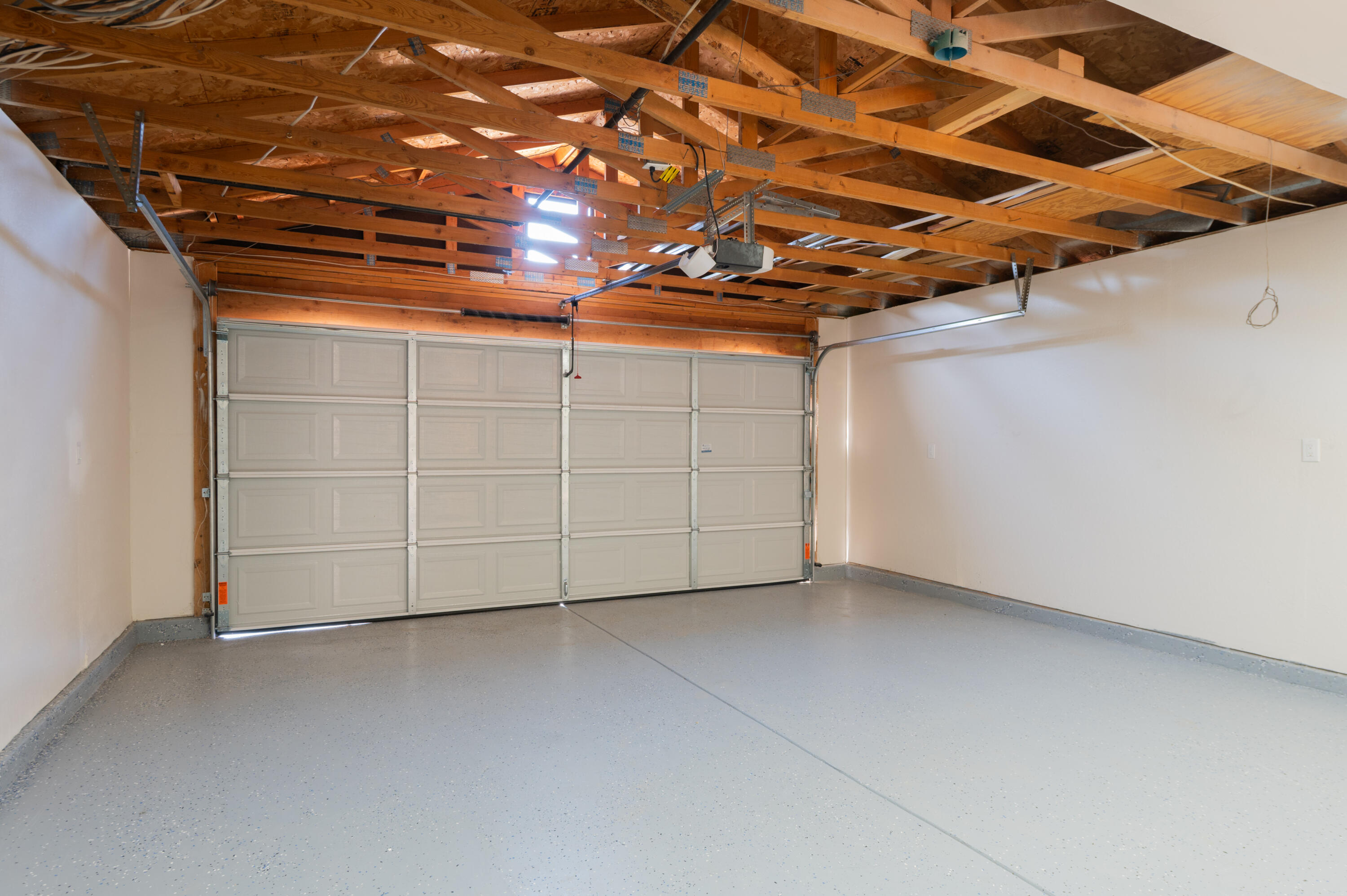 Photo 7 — 9501 Sunspot Road SW