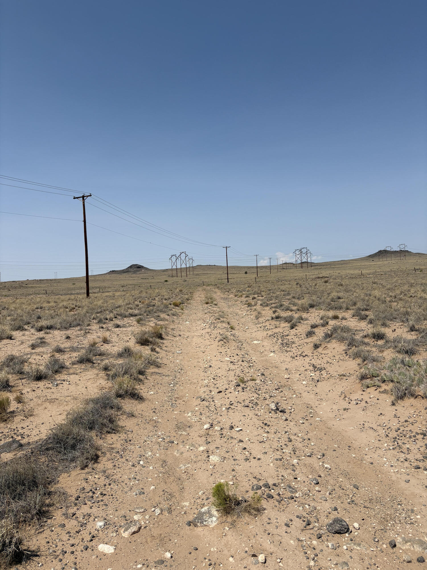 Photo 2 —  Gila (Vista Vieja Ave) Road NW