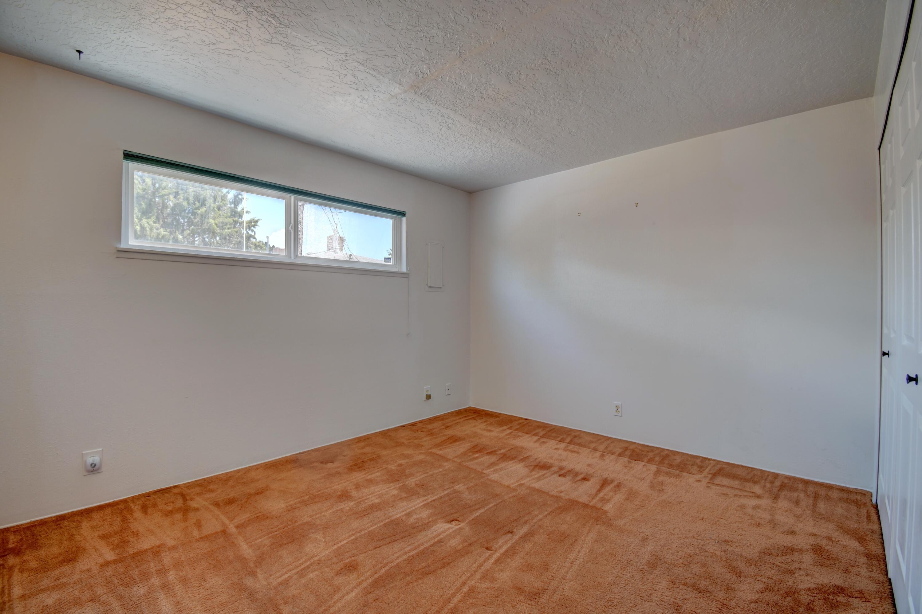 Photo 2 — 3332 Betts Drive NE