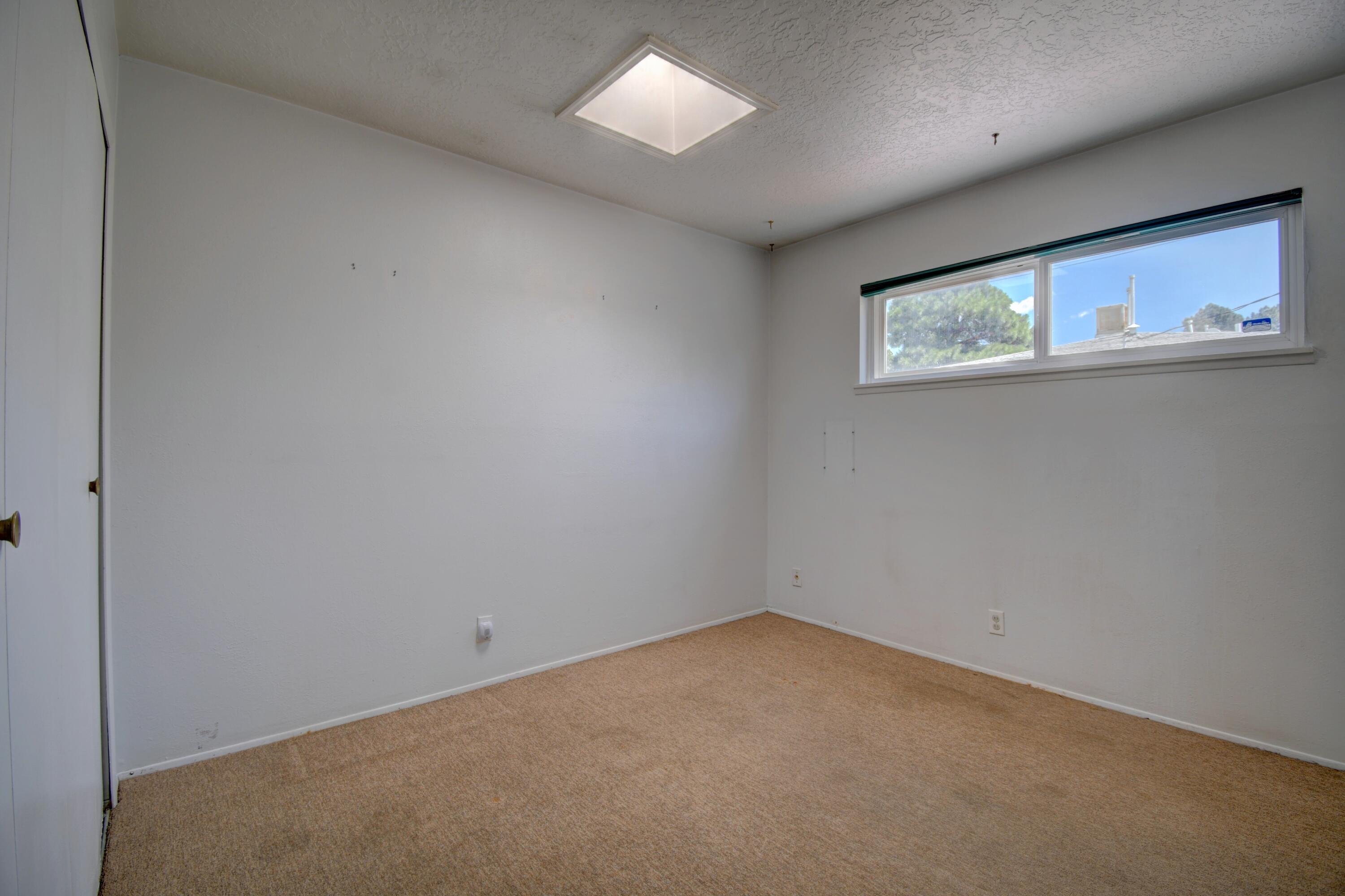 Photo 3 — 3332 Betts Drive NE