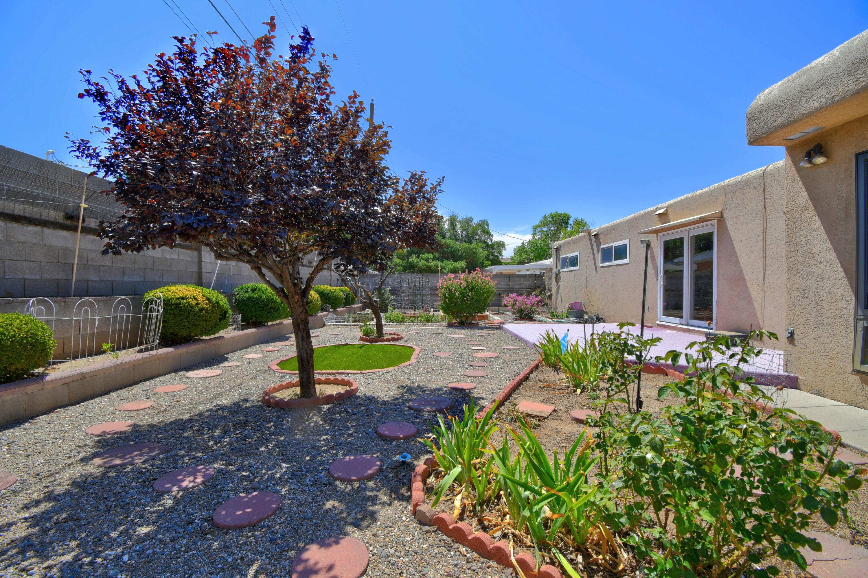 Photo 5 — 3332 Betts Drive NE