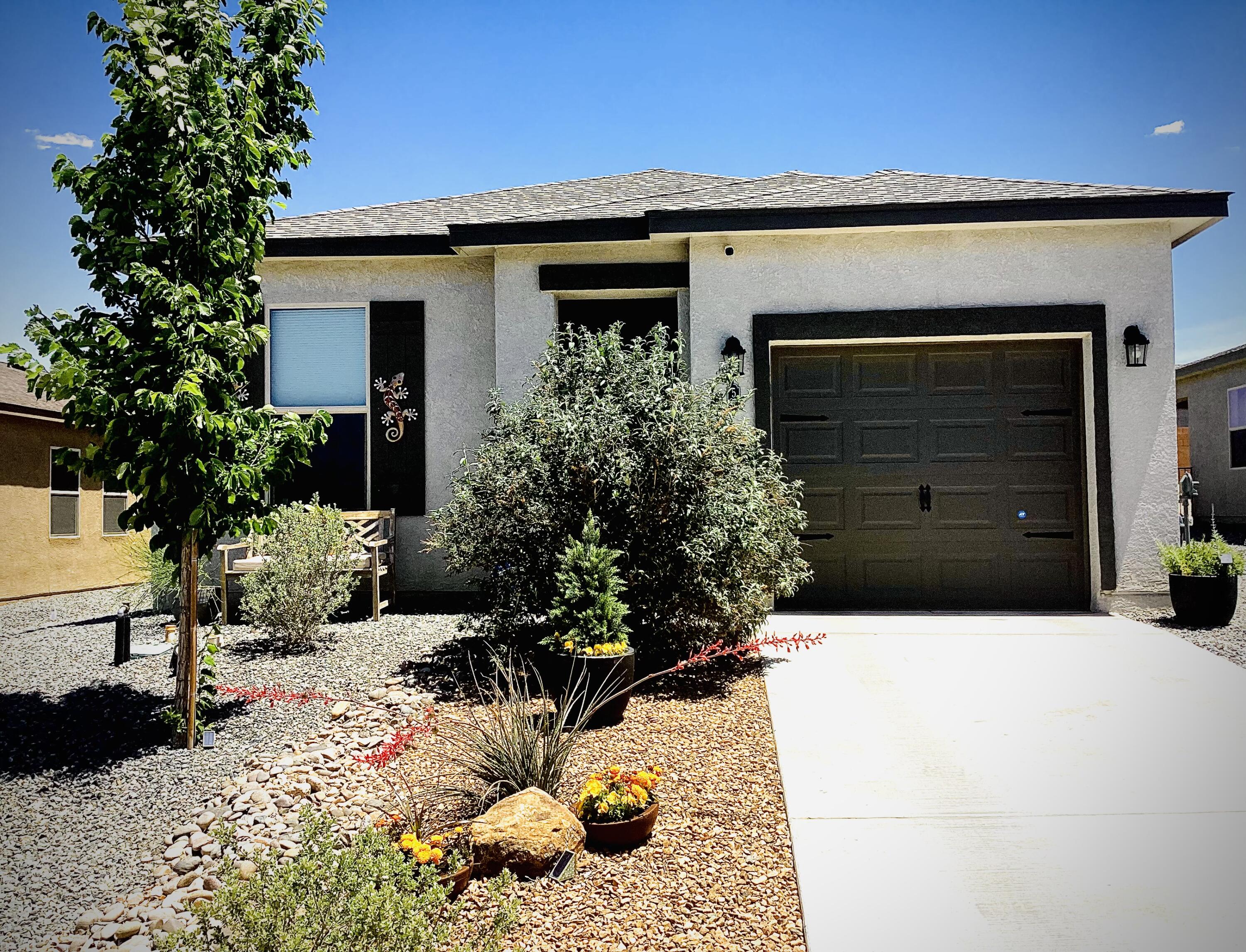 57 Tome Vista Drive, Los Lunas, NM 87031