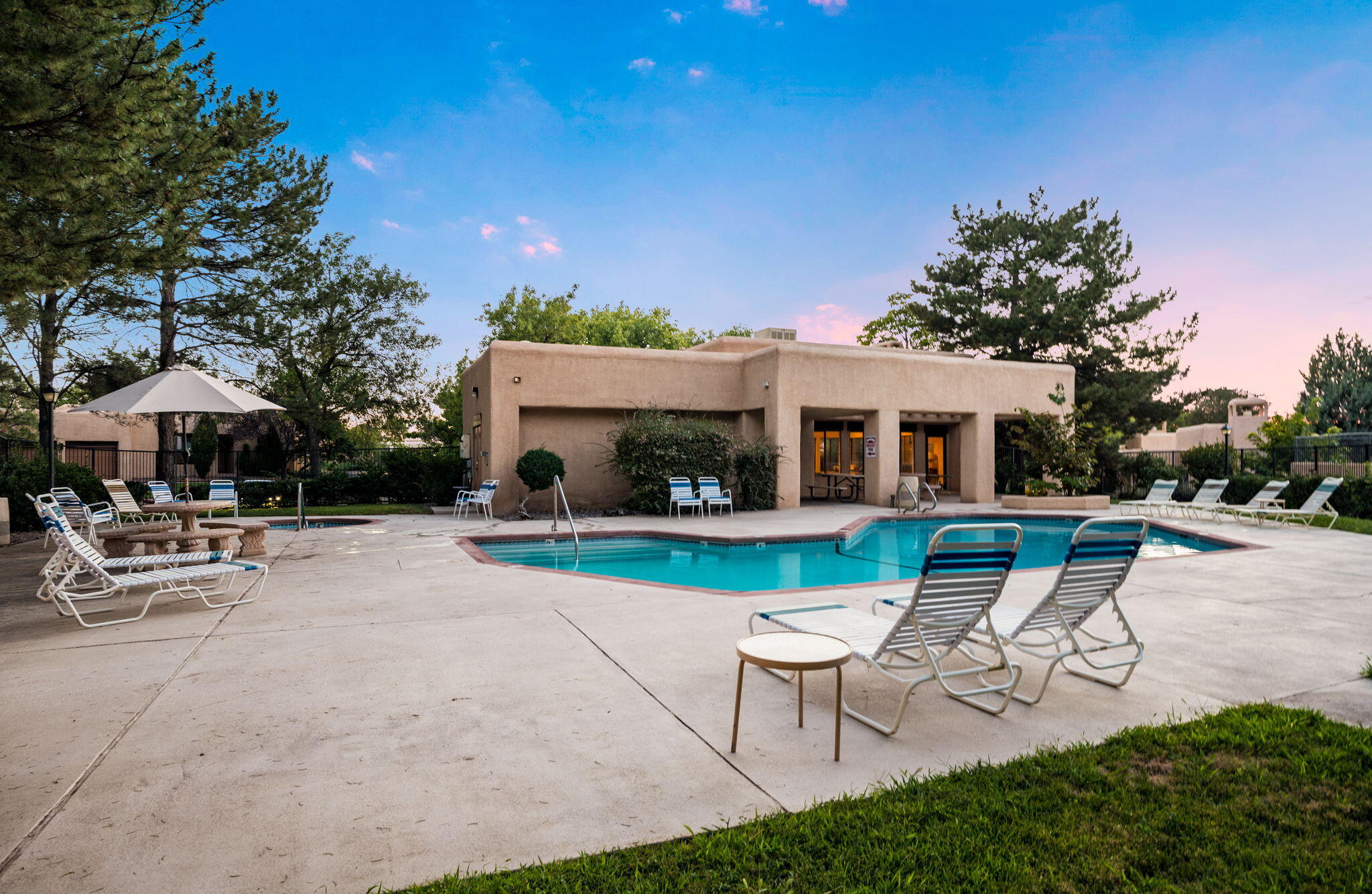 Photo 13 — 10316 Las Casitas Street NE