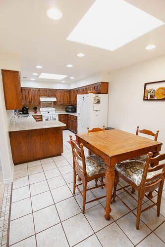 Photo 6 — 1554 Donette Place NE 1554