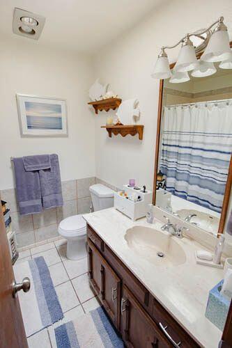 Photo 9 — 1554 Donette Place NE 1554
