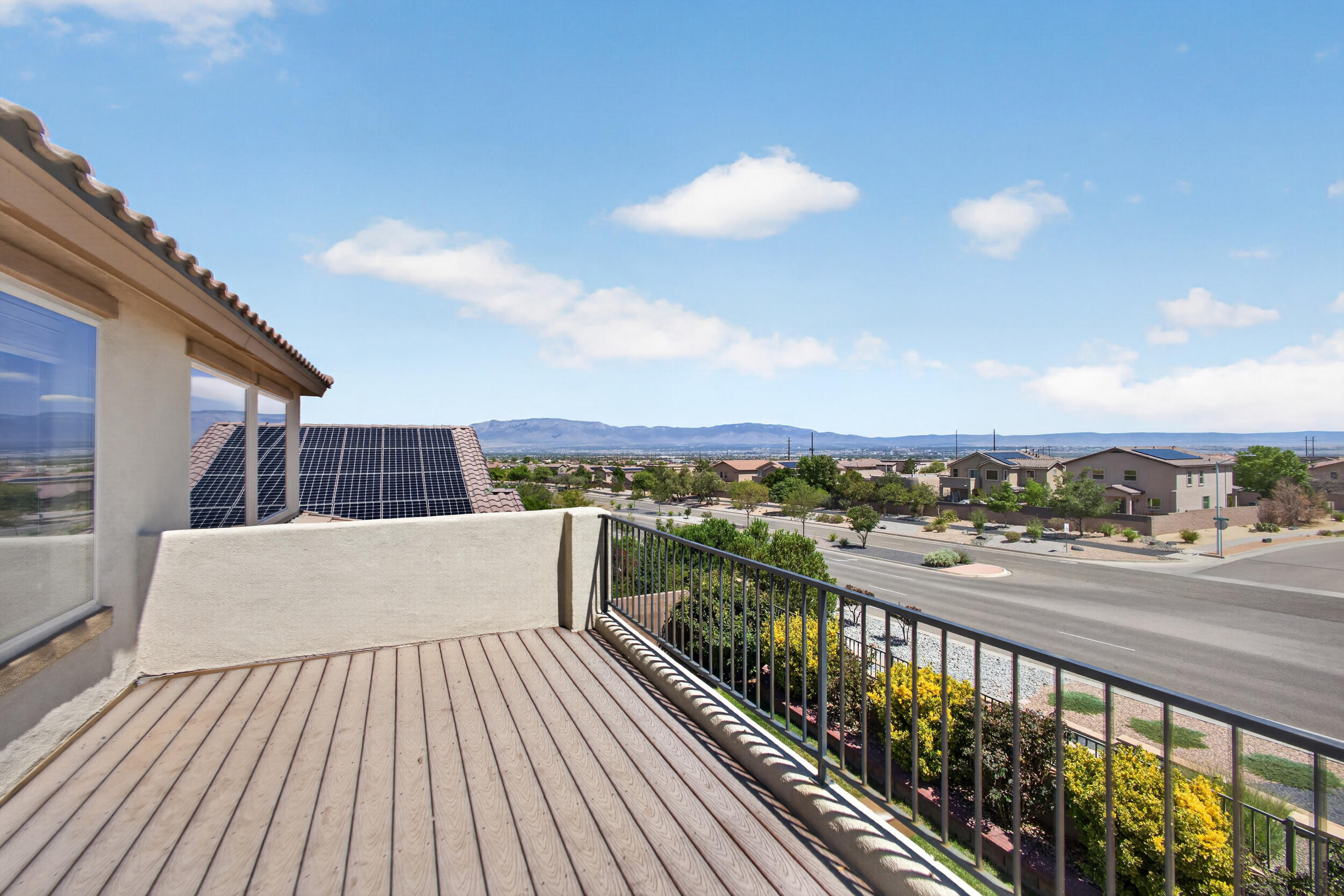 Photo 19 — 1748 Cooke Canyon Drive NW