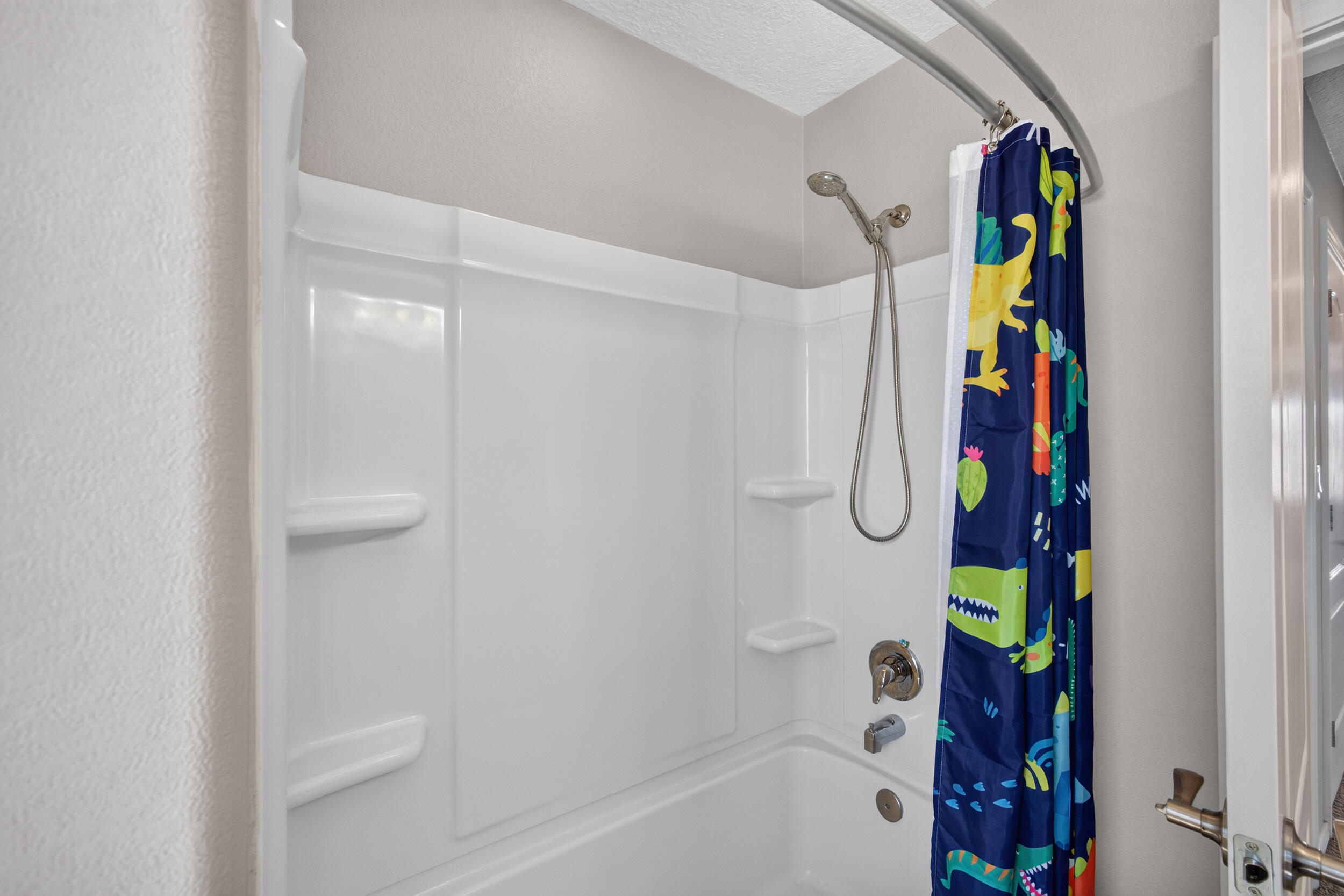 Photo 13 — 1748 Cooke Canyon Drive NW