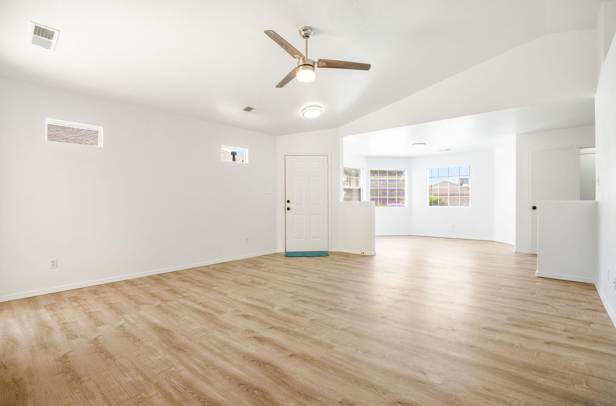 Photo 14 — 7805 Latir Mesa Road NW