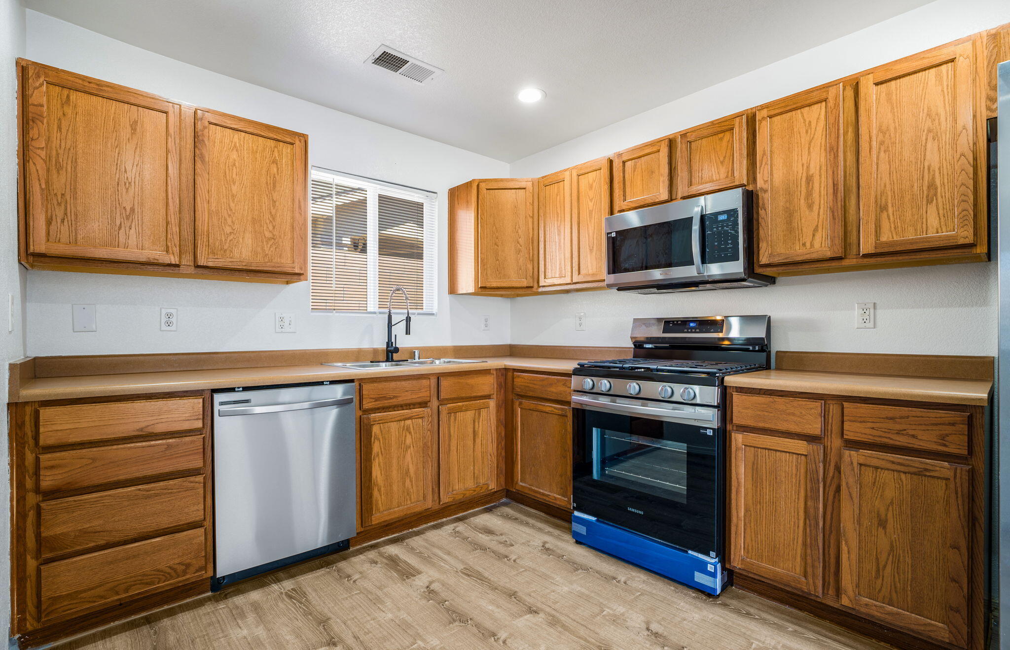 Photo 10 — 7805 Latir Mesa Road NW