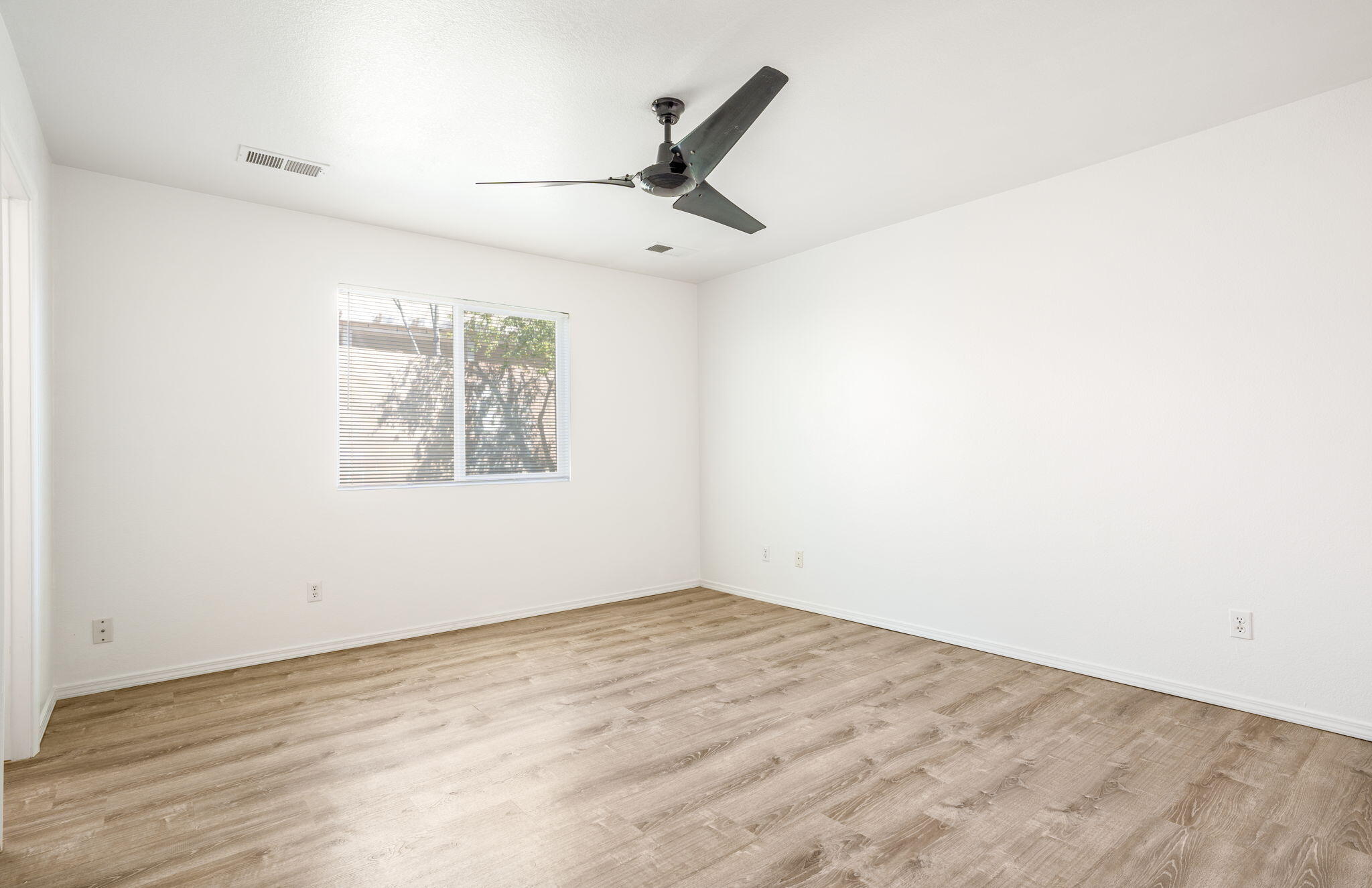 Photo 7 — 7805 Latir Mesa Road NW