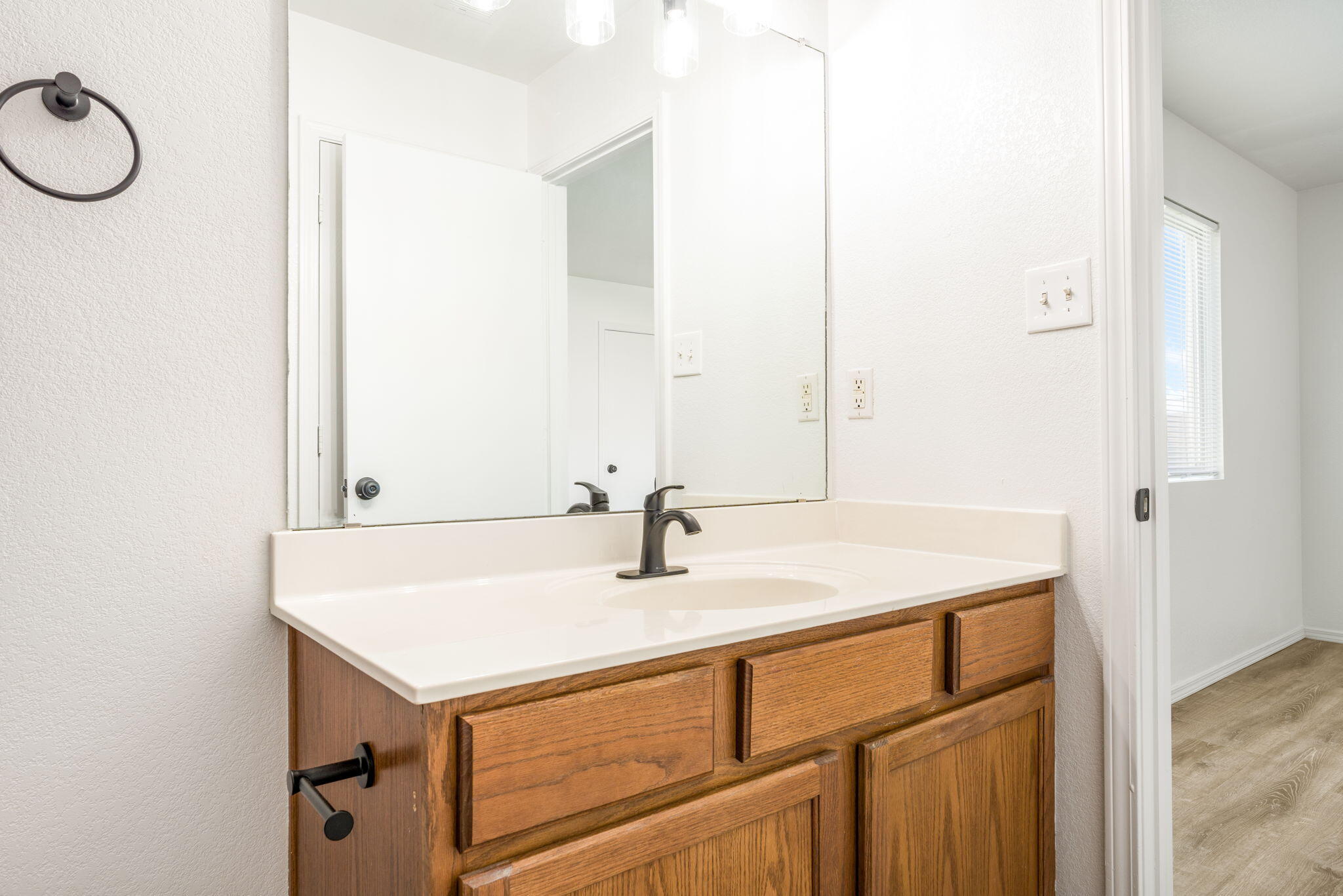 Photo 4 — 7805 Latir Mesa Road NW