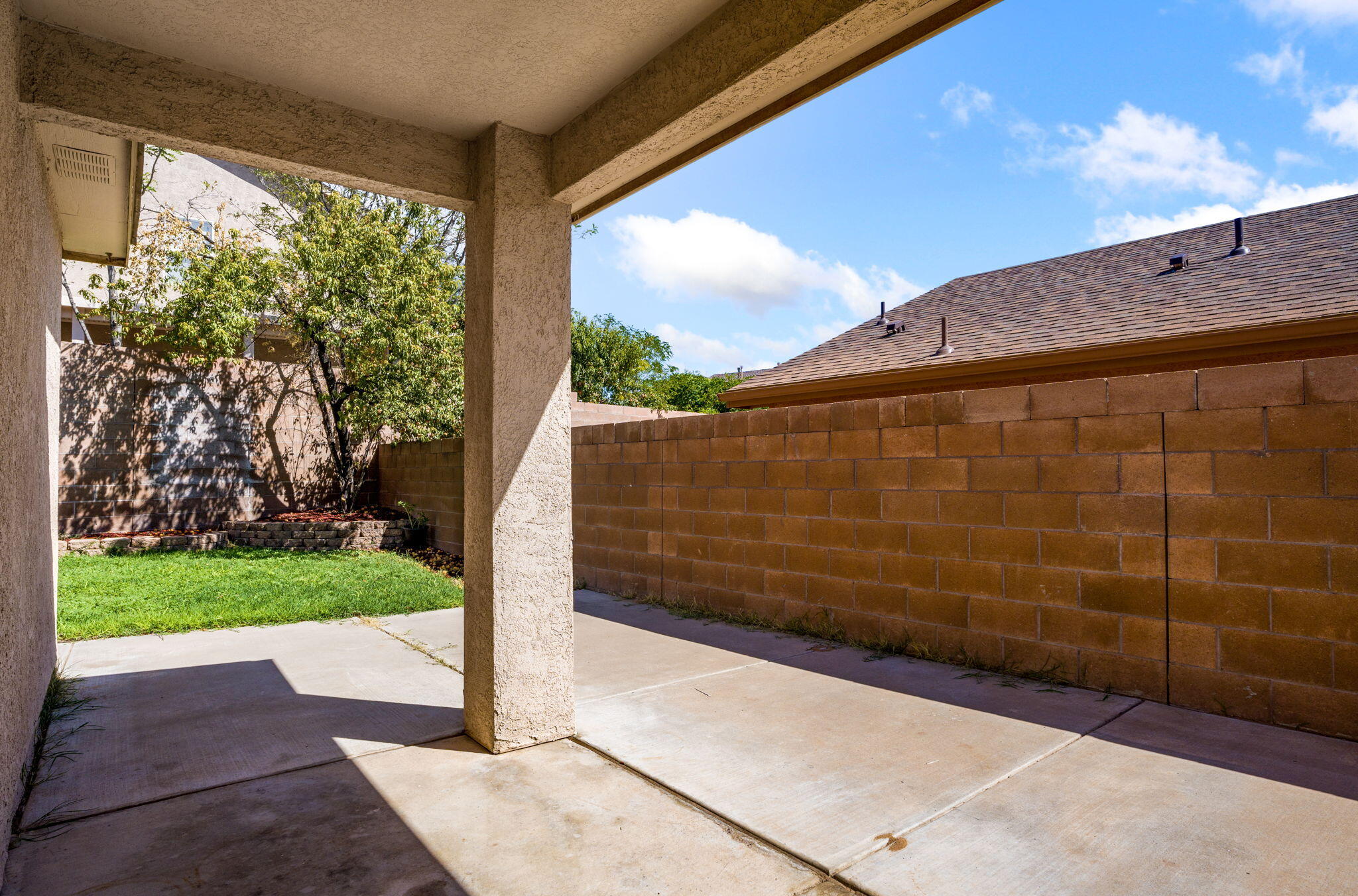 Photo 3 — 7805 Latir Mesa Road NW
