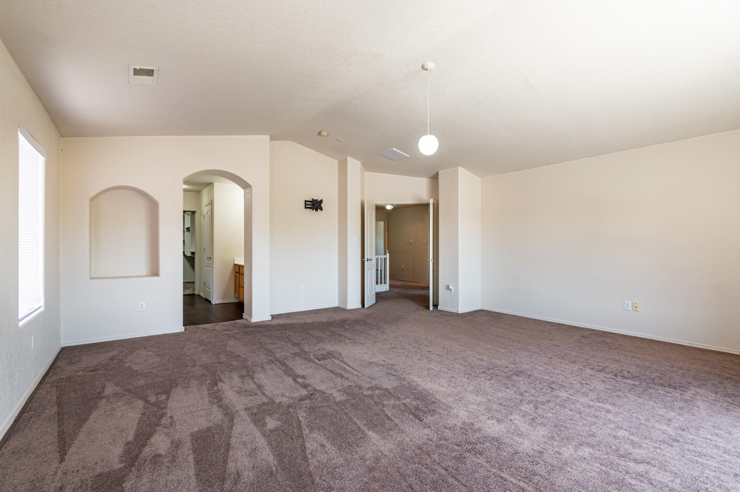 Photo 19 — 1021 Toscana Drive SE