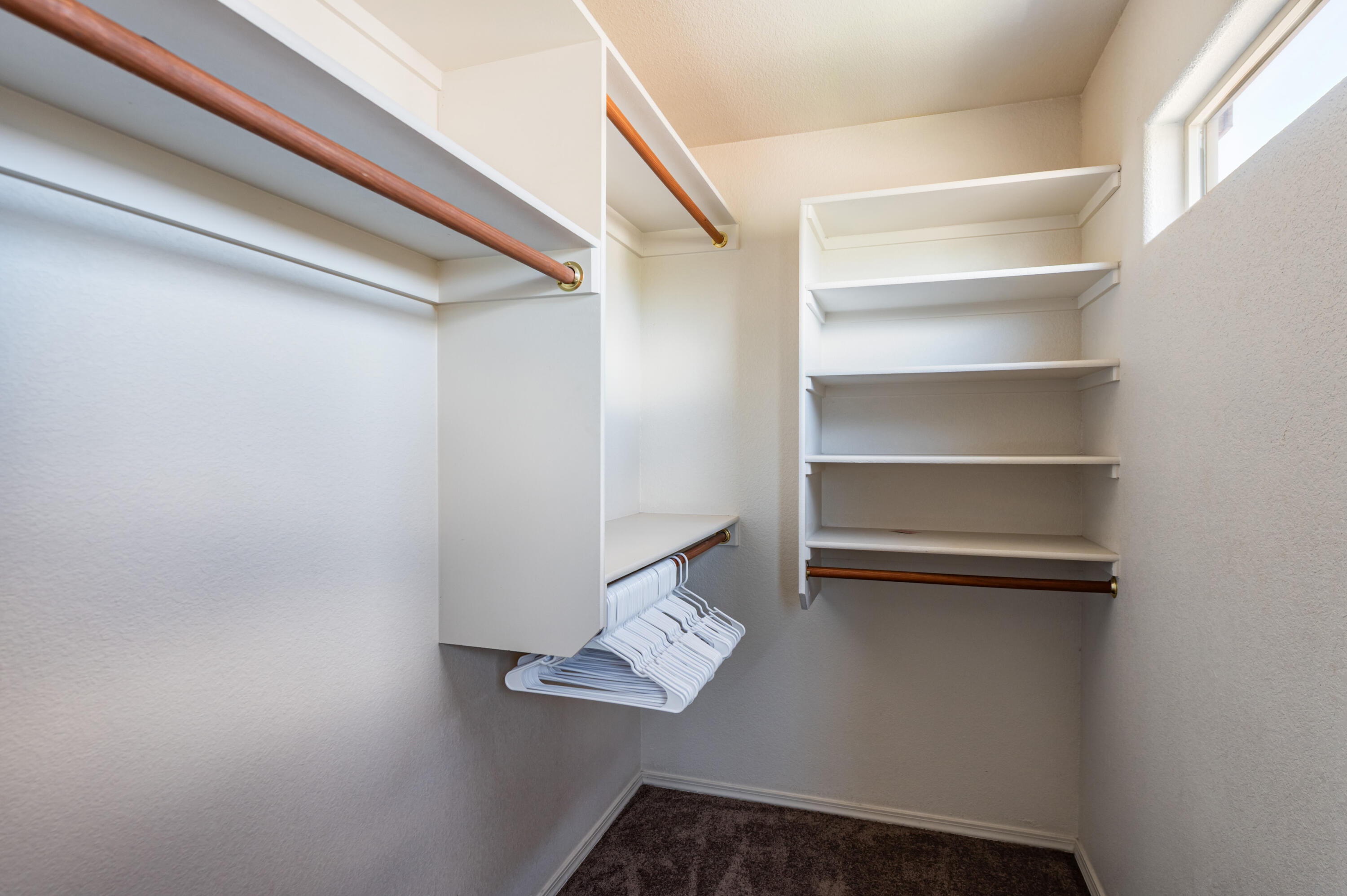 Photo 7 — 1021 Toscana Drive SE