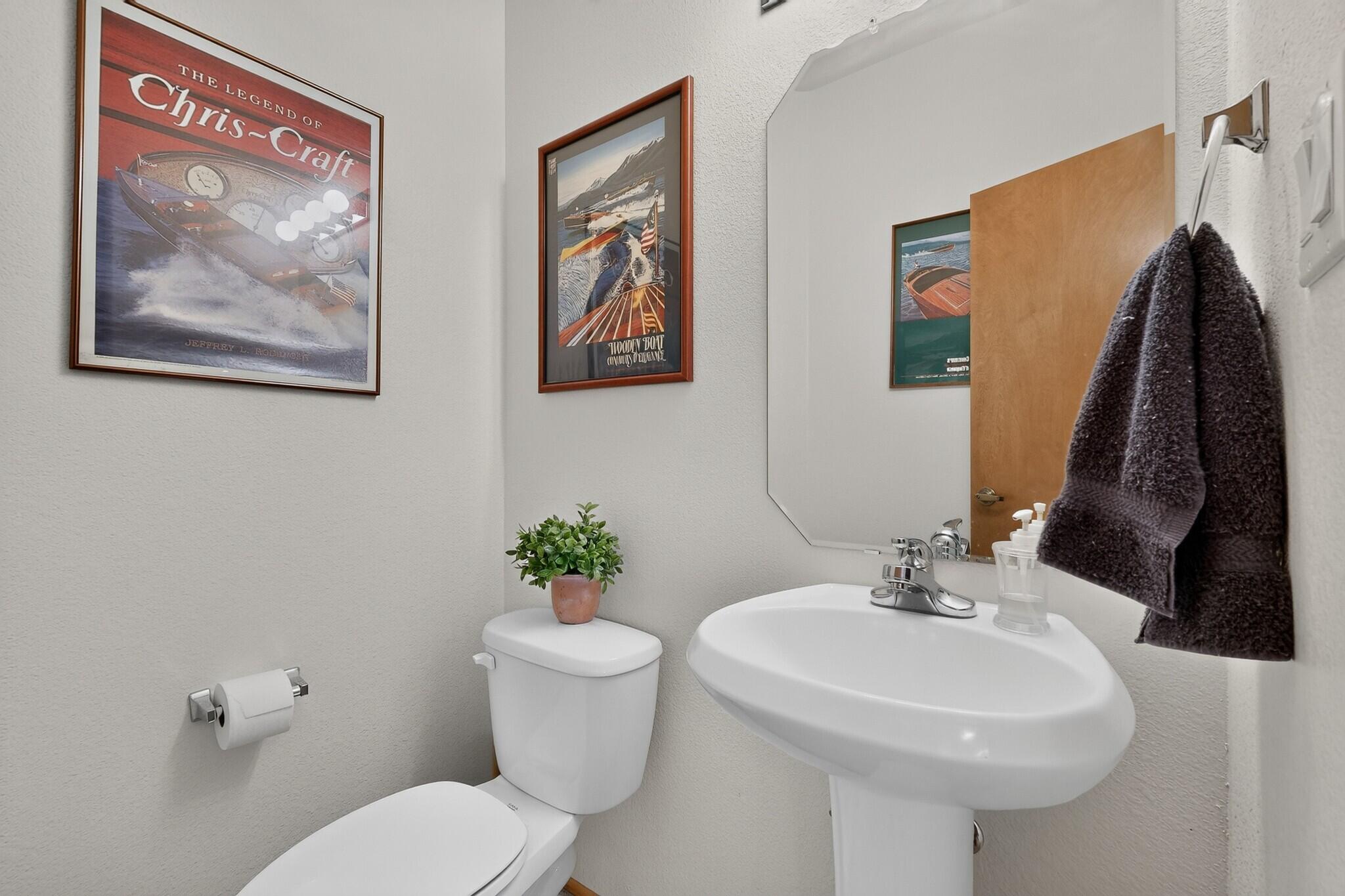 Photo 13 — 9535 Akutan Court NW