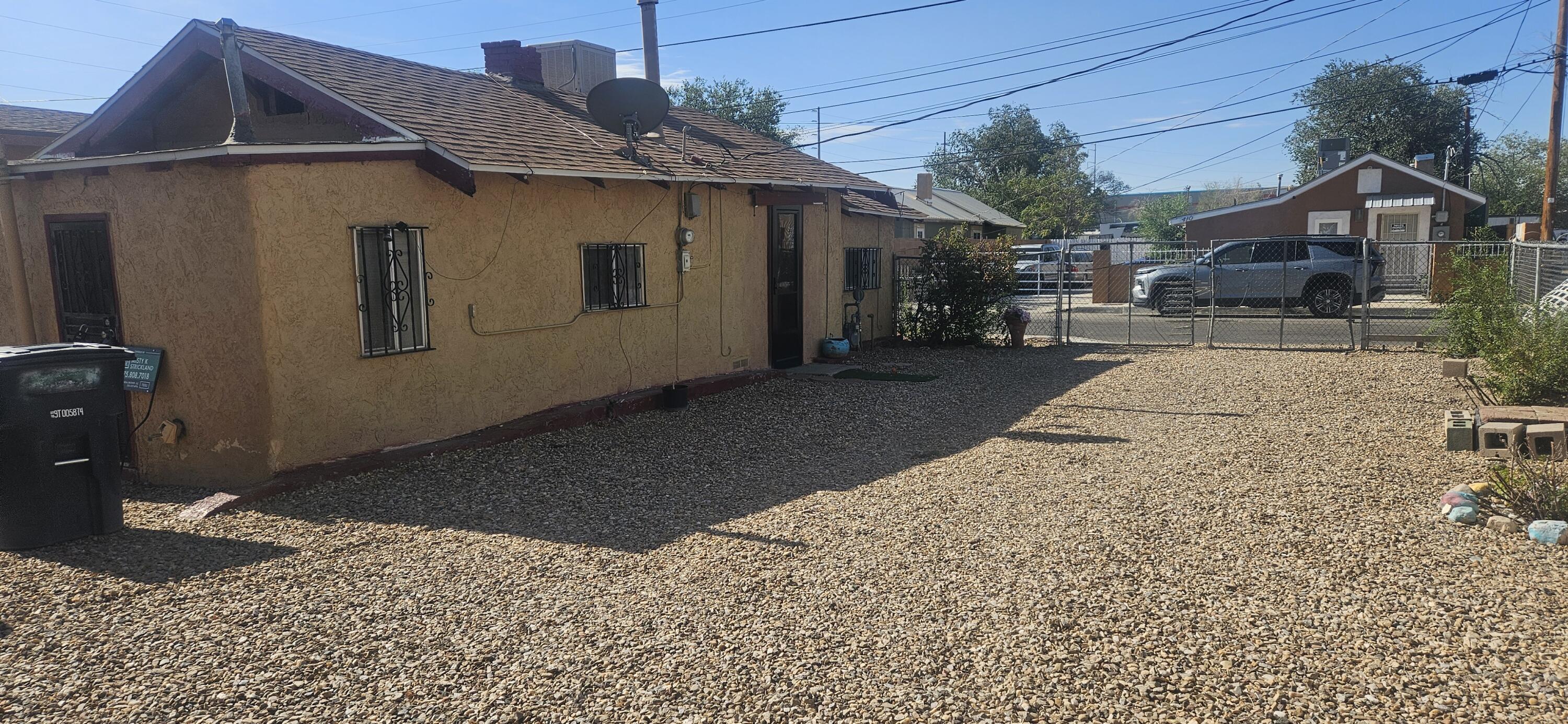 Photo 8 — 409 Prospect Avenue NW