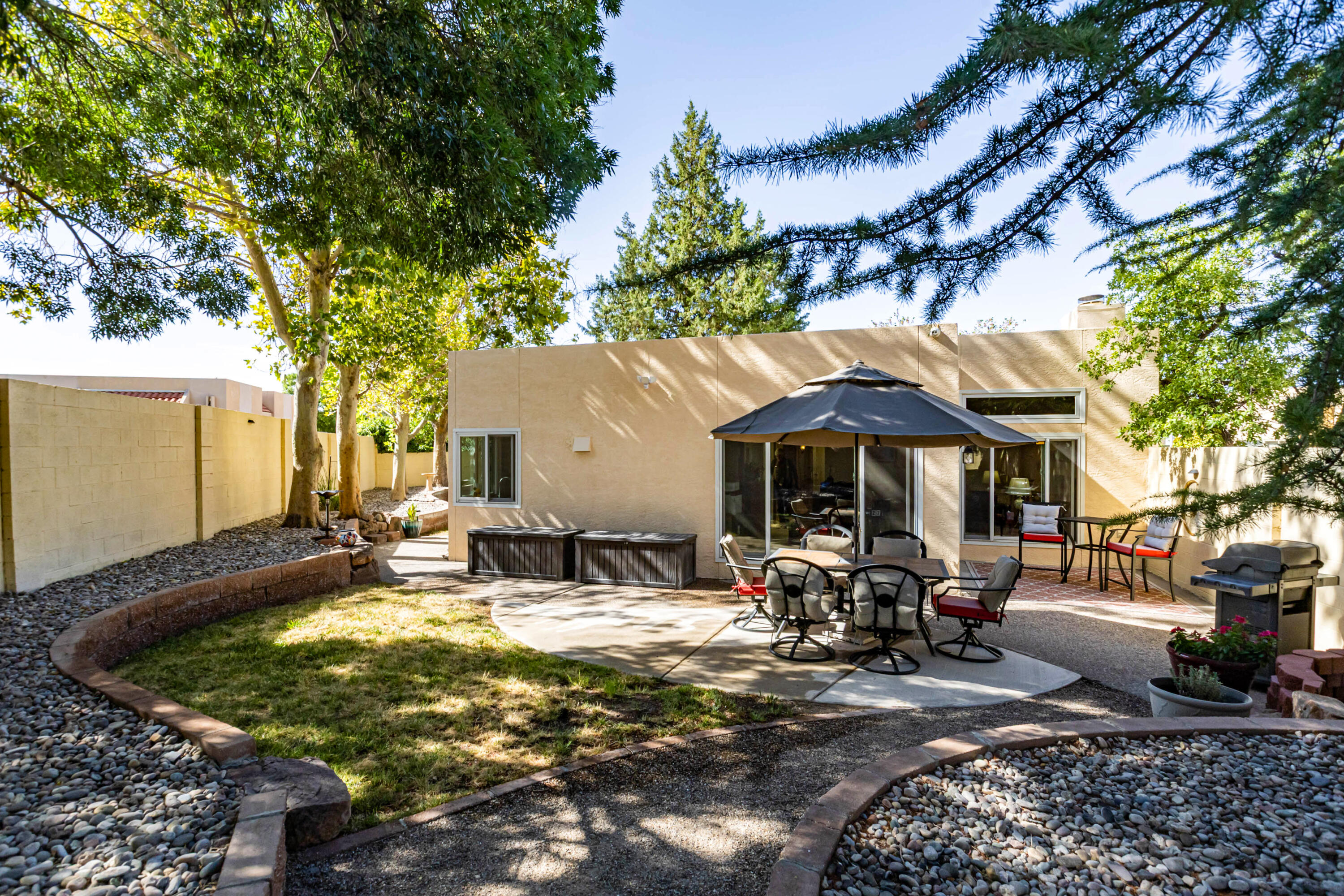 Photo 8 — 7928 Woodhaven Drive NE