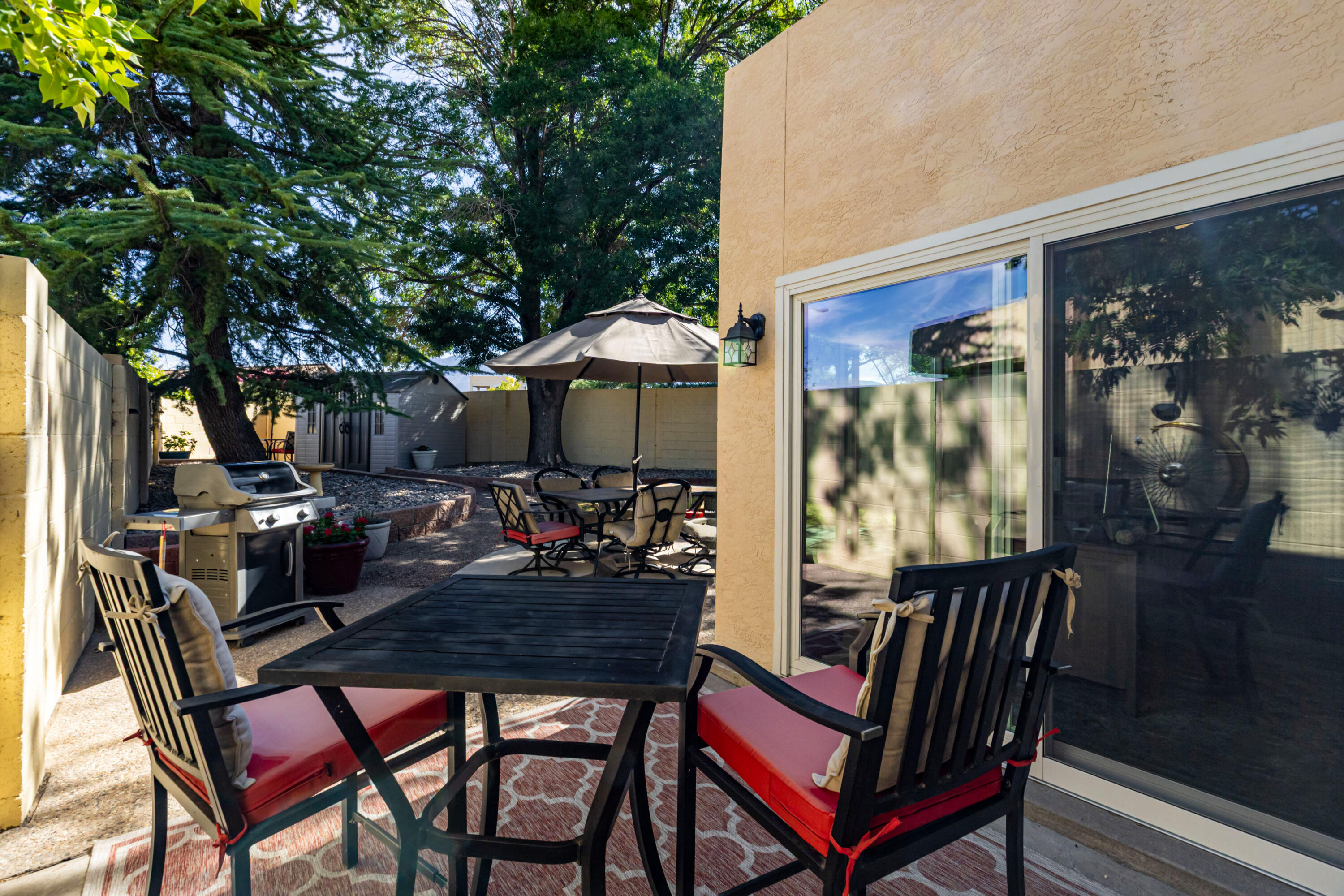 Photo 4 — 7928 Woodhaven Drive NE