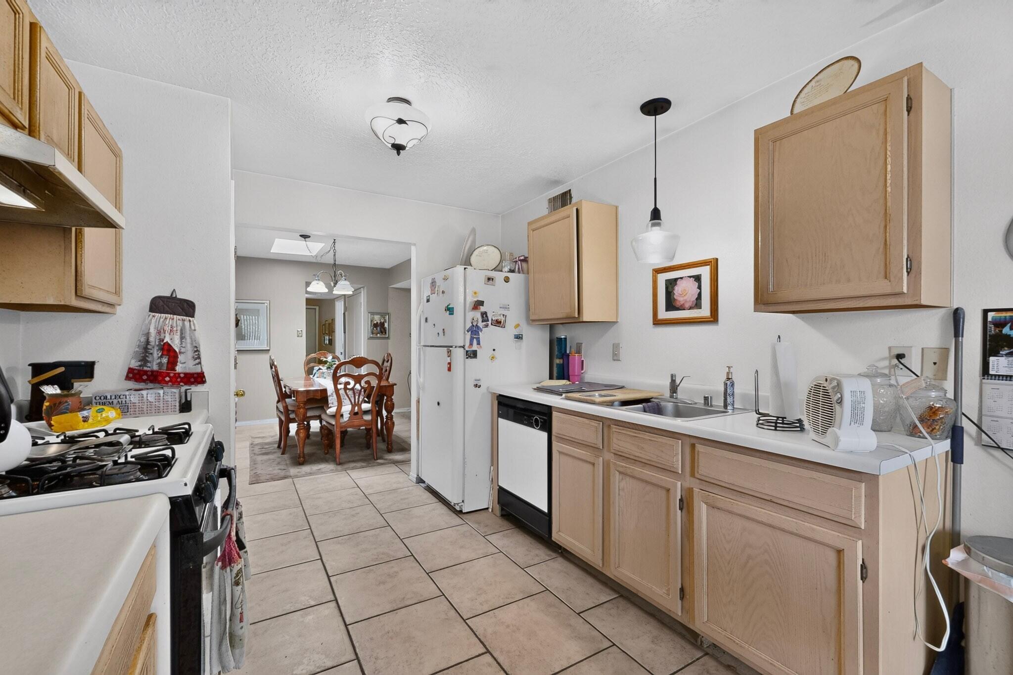 Photo 16 — 3251 Schumacher Street NW