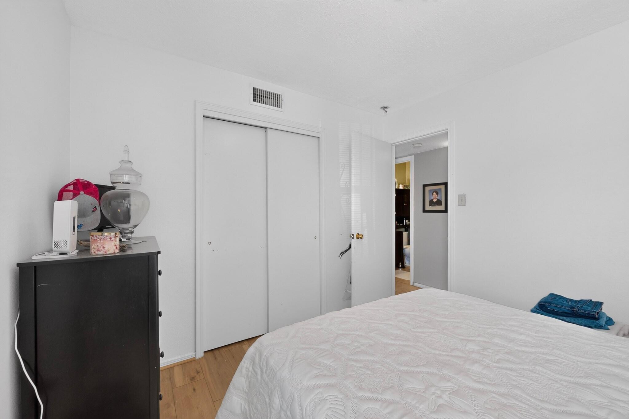 Photo 5 — 3251 Schumacher Street NW
