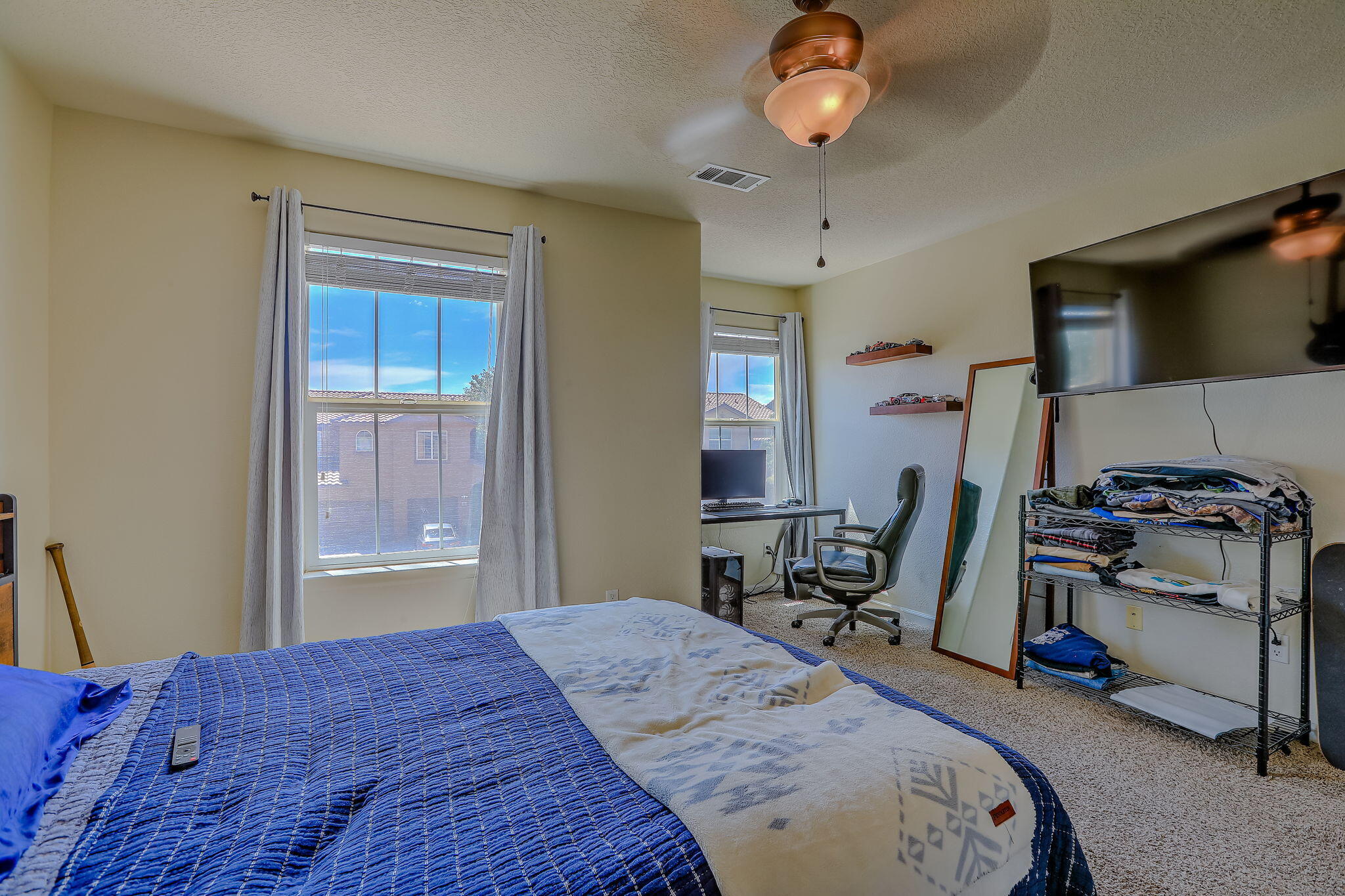 Photo 14 — 39 Paseo Vista Loop NE